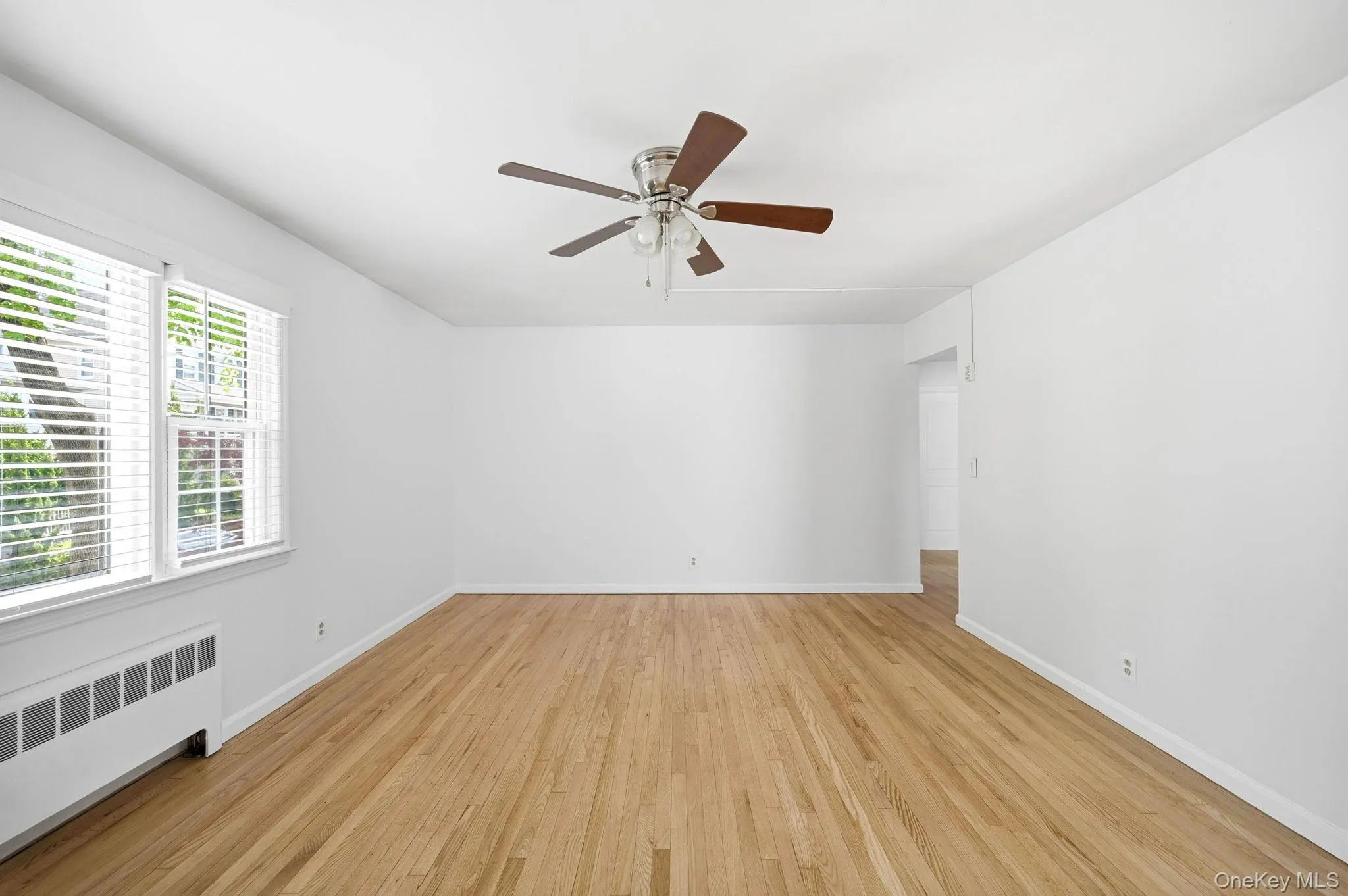 85 Bennett Avenue, Yonkers, NY, 2 Bedrooms Bedrooms, 5 Rooms Rooms,1 BathroomBathrooms,Residential Lease,For Rent,Bennett,0,994117 85 Bennett Avenue, Yonkers, NY, 2 Bedrooms Bedrooms, 5 Rooms Rooms,1 BathroomBathrooms,Residential Lease,For Rent,Bennett,0,994117
