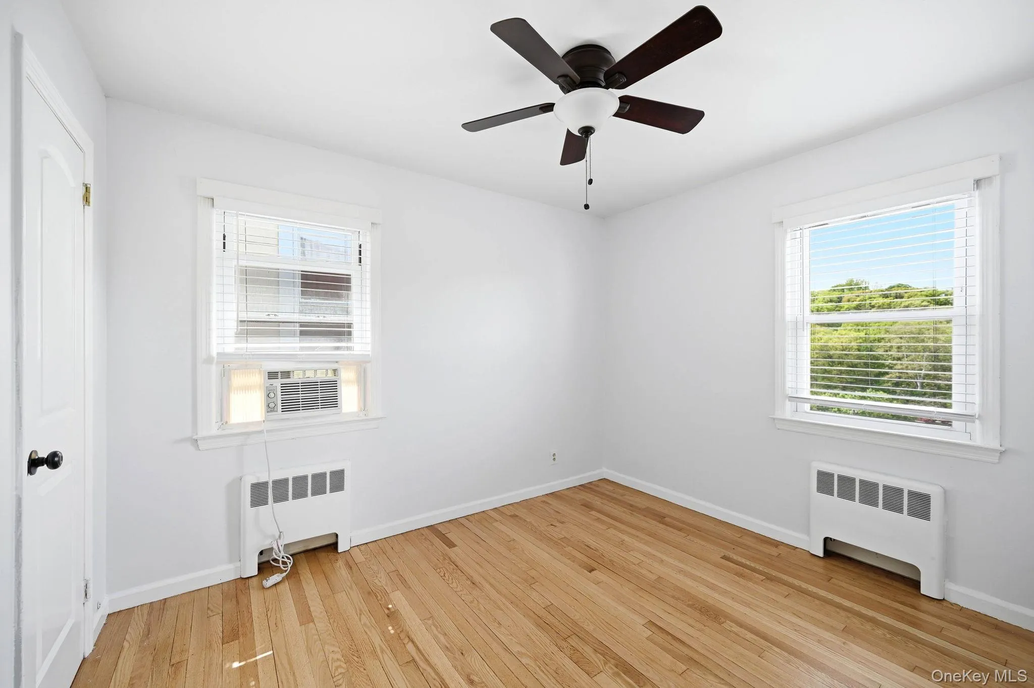 85 Bennett Avenue, Yonkers, NY, 2 Bedrooms Bedrooms, 5 Rooms Rooms,1 BathroomBathrooms,Residential Lease,For Rent,Bennett,0,994117 85 Bennett Avenue, Yonkers, NY, 2 Bedrooms Bedrooms, 5 Rooms Rooms,1 BathroomBathrooms,Residential Lease,For Rent,Bennett,0,994117