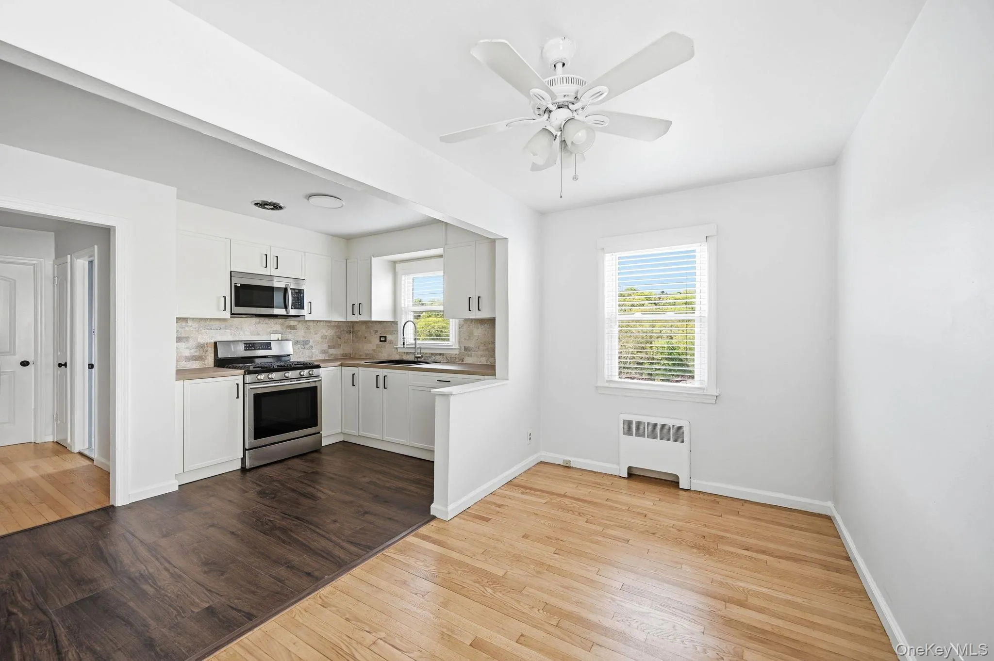 85 Bennett Avenue, Yonkers, NY, 2 Bedrooms Bedrooms, 5 Rooms Rooms,1 BathroomBathrooms,Residential Lease,For Rent,Bennett,0,994117 85 Bennett Avenue, Yonkers, NY, 2 Bedrooms Bedrooms, 5 Rooms Rooms,1 BathroomBathrooms,Residential Lease,For Rent,Bennett,0,994117