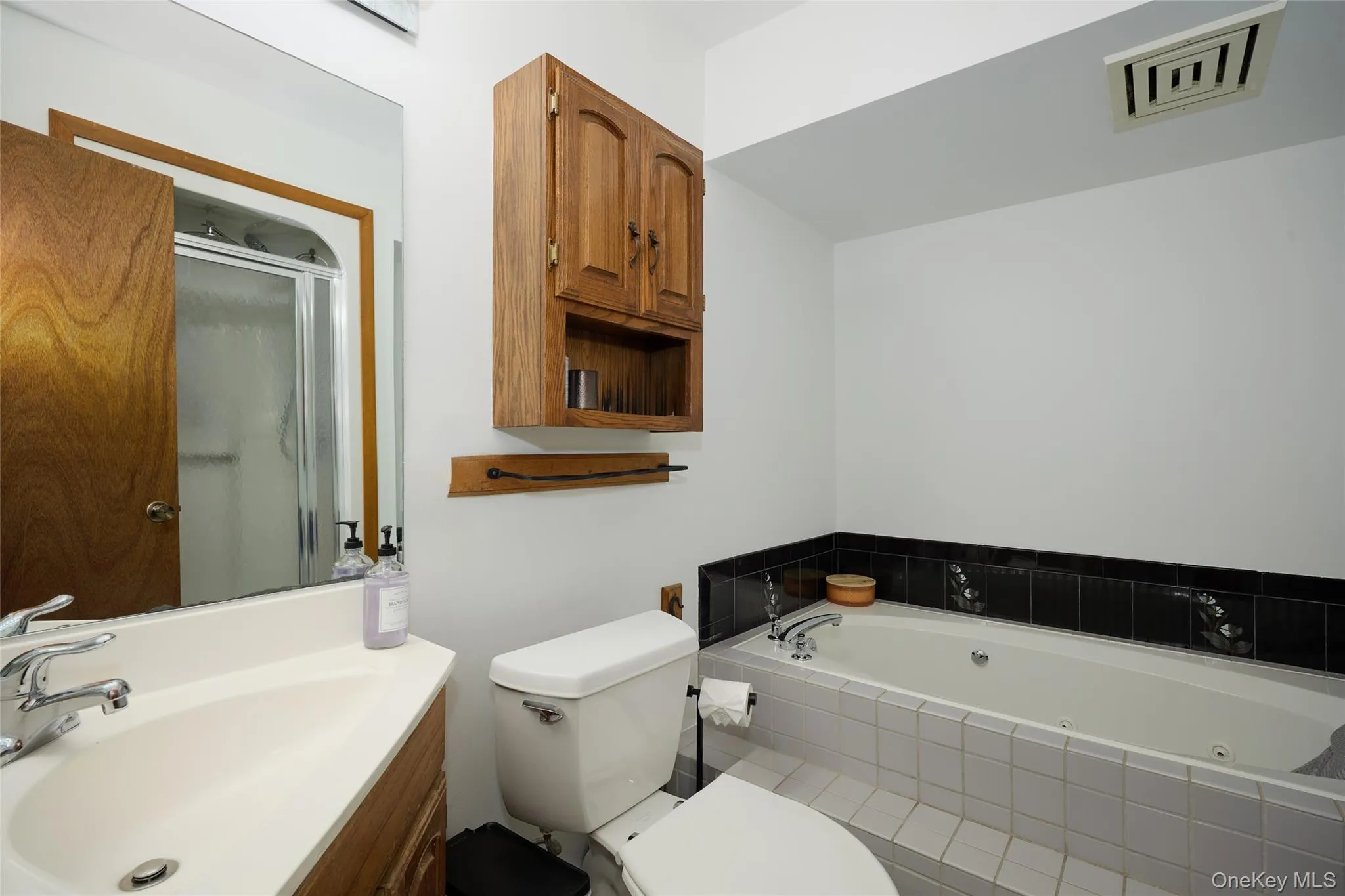 34 Maple Brook Road, Tuxedo, NY, 3 Bedrooms Bedrooms, 8 Rooms Rooms,3 BathroomsBathrooms,Residential Lease,For Rent,Maple Brook,0,994122 34 Maple Brook Road, Tuxedo, NY, 3 Bedrooms Bedrooms, 8 Rooms Rooms,3 BathroomsBathrooms,Residential Lease,For Rent,Maple Brook,0,994122