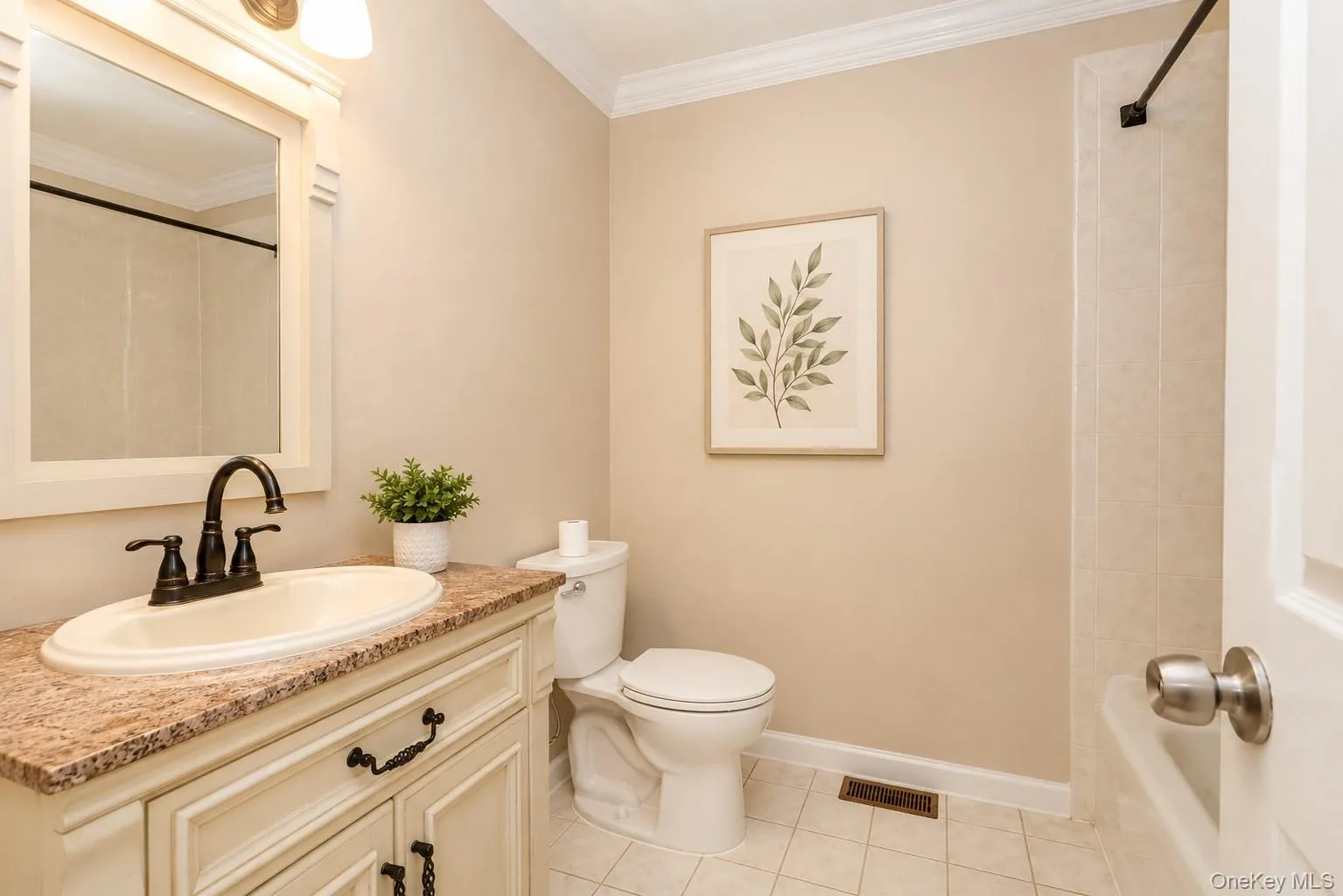 332 Heritage Lane, Monroe, NY, 3 Bedrooms Bedrooms, 8 Rooms Rooms,2 BathroomsBathrooms,Residential,For Rent,Heritage,0,994139 332 Heritage Lane, Monroe, NY, 3 Bedrooms Bedrooms, 8 Rooms Rooms,2 BathroomsBathrooms,Residential,For Rent,Heritage,0,994139