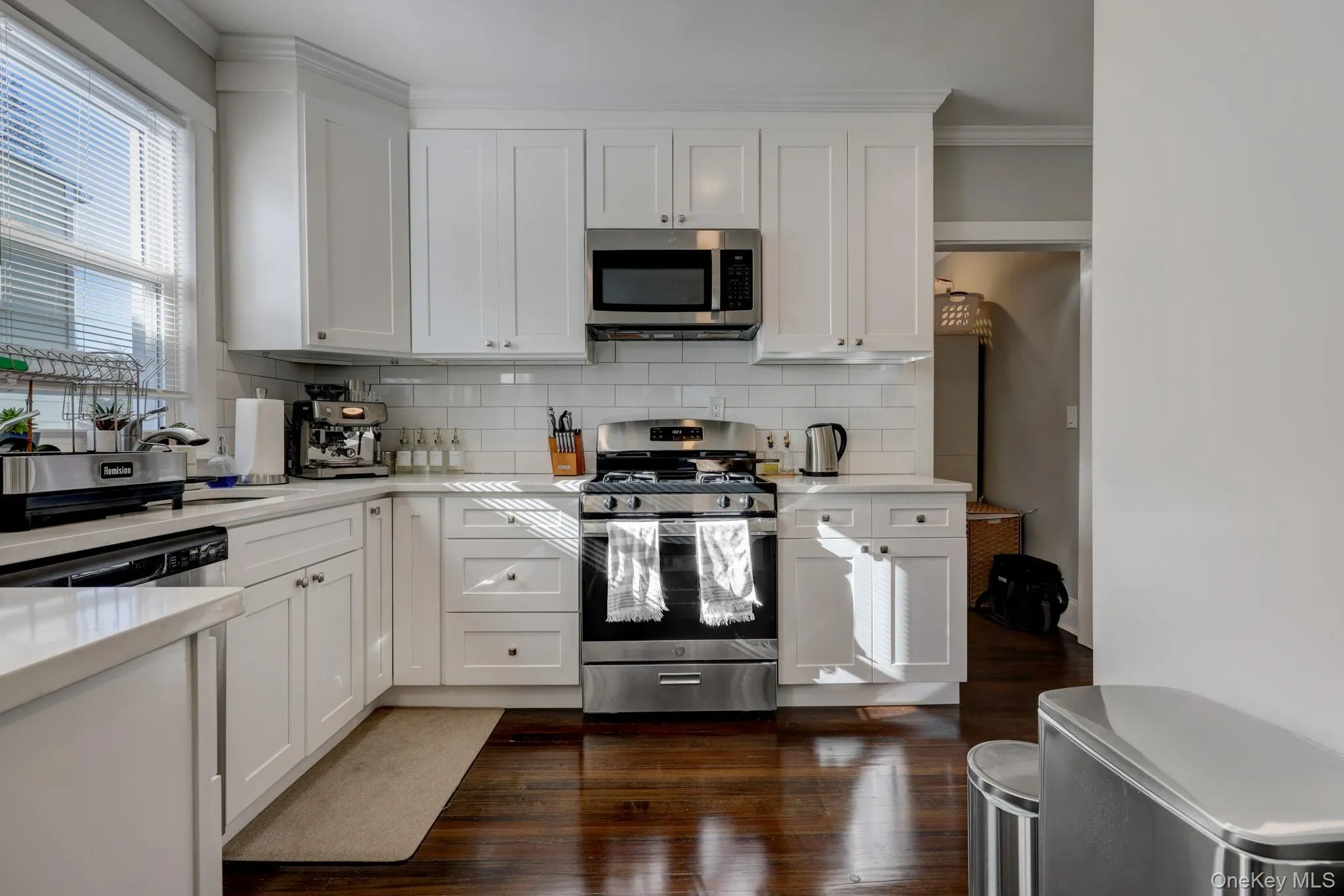 7 4th Street, White Plains, NY, 3 Bedrooms Bedrooms, 5 Rooms Rooms,1 BathroomBathrooms,Residential Lease,For Rent,4th,0,994140 7 4th Street, White Plains, NY, 3 Bedrooms Bedrooms, 5 Rooms Rooms,1 BathroomBathrooms,Residential Lease,For Rent,4th,0,994140