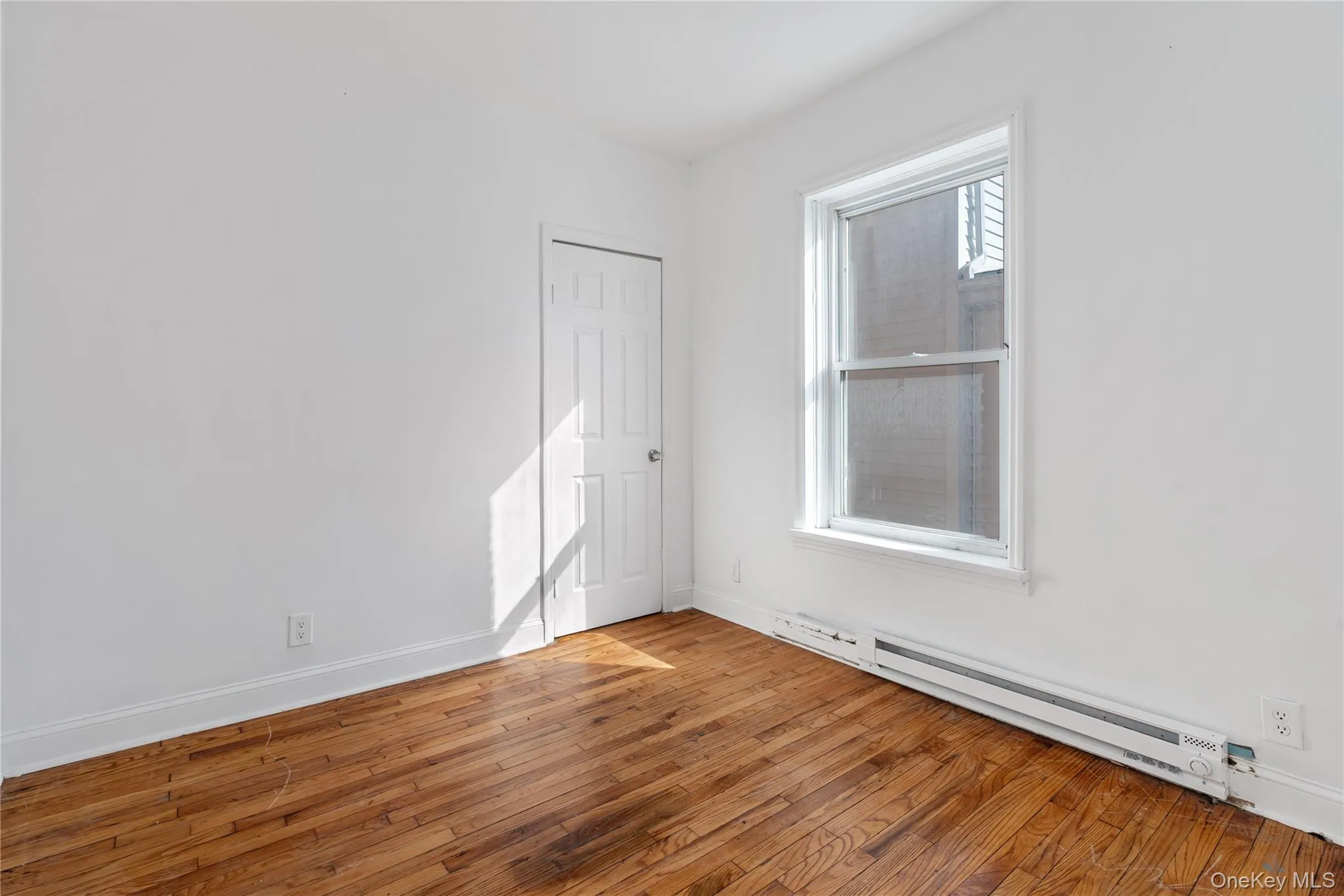 94 Winnikee Avenue, Poughkeepsie, NY, 3 Bedrooms Bedrooms, 5 Rooms Rooms,1 BathroomBathrooms,Residential Lease,For Rent,Winnikee,0,994144 94 Winnikee Avenue, Poughkeepsie, NY, 3 Bedrooms Bedrooms, 5 Rooms Rooms,1 BathroomBathrooms,Residential Lease,For Rent,Winnikee,0,994144