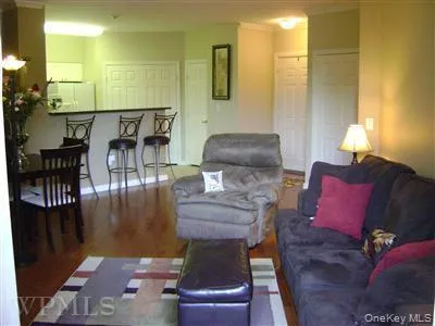 View towards kitchen and front door. View towards kitchen and front door.