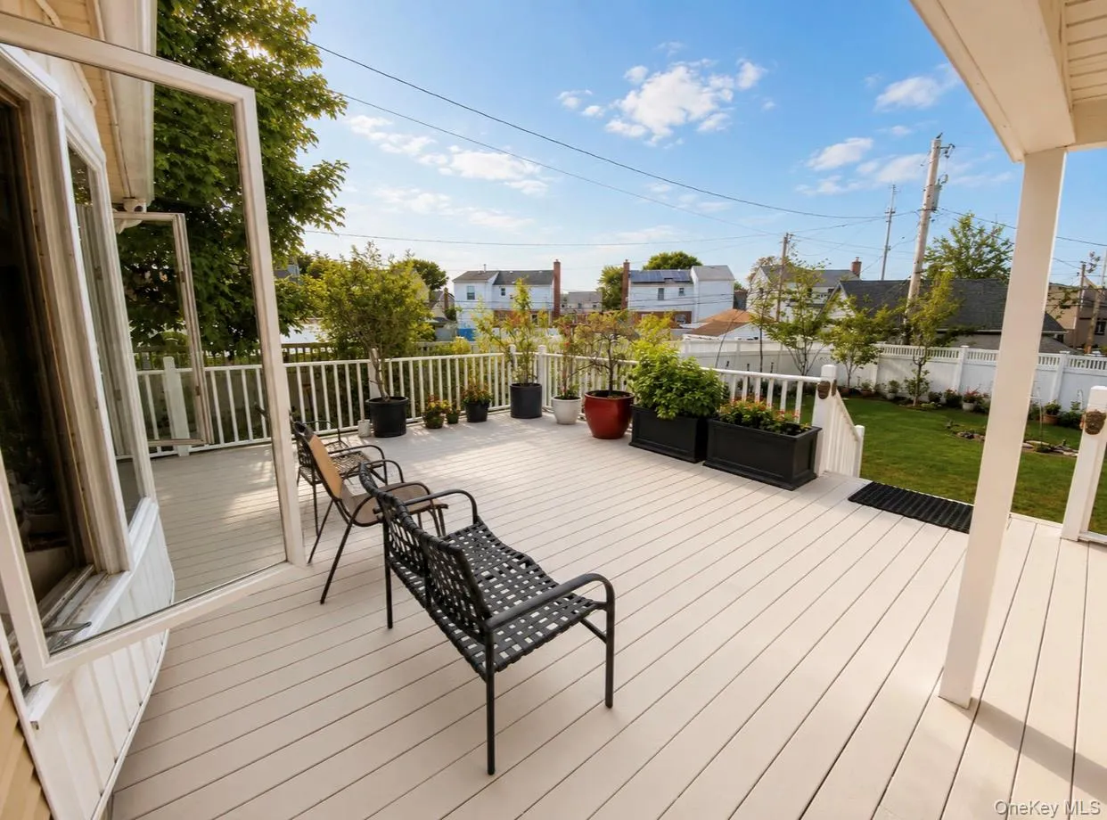 25 Nassau Street, Hempstead, NY, 3 Bedrooms Bedrooms, 6 Rooms Rooms,2 BathroomsBathrooms,Residential,For Rent,Nassau,0,994173 25 Nassau Street, Hempstead, NY, 3 Bedrooms Bedrooms, 6 Rooms Rooms,2 BathroomsBathrooms,Residential,For Rent,Nassau,0,994173