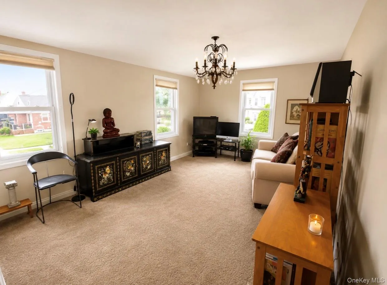 25 Nassau Street, Hempstead, NY, 3 Bedrooms Bedrooms, 6 Rooms Rooms,2 BathroomsBathrooms,Residential,For Rent,Nassau,0,994173 25 Nassau Street, Hempstead, NY, 3 Bedrooms Bedrooms, 6 Rooms Rooms,2 BathroomsBathrooms,Residential,For Rent,Nassau,0,994173