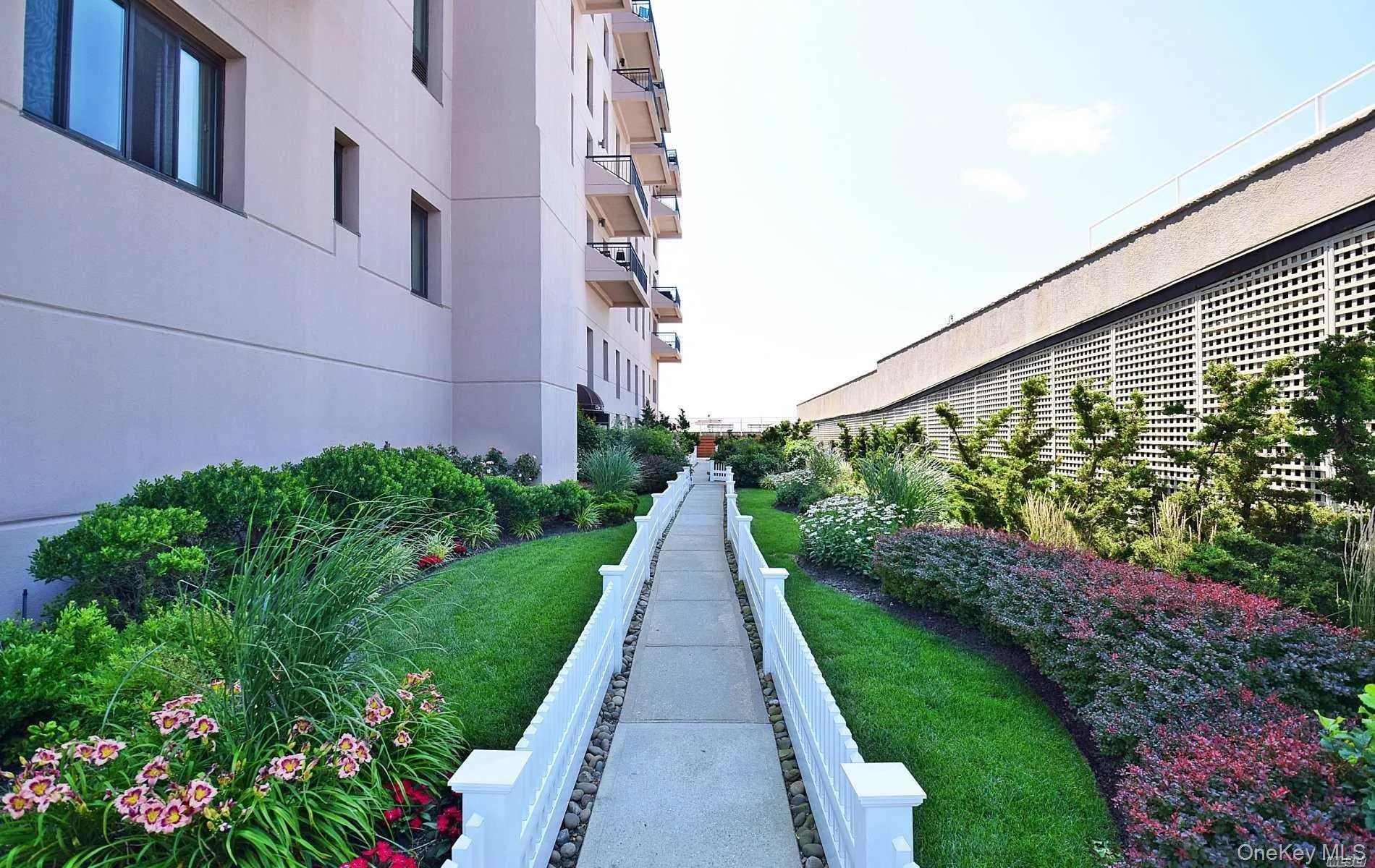 100 Broadway, Long Beach, NY, 1 Bedroom Bedrooms, 5 Rooms Rooms,1 BathroomBathrooms,Residential Lease,For Rent,Broadway,0,994184 100 Broadway, Long Beach, NY, 1 Bedroom Bedrooms, 5 Rooms Rooms,1 BathroomBathrooms,Residential Lease,For Rent,Broadway,0,994184