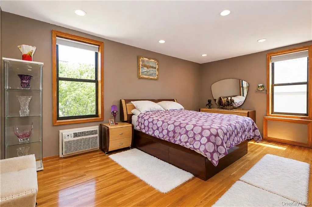 2800 Coyle Street, New York, NY, 3 Bedrooms Bedrooms, 4 Rooms Rooms,1 BathroomBathrooms,Residential,For Rent,Coyle,0,994185 2800 Coyle Street, New York, NY, 3 Bedrooms Bedrooms, 4 Rooms Rooms,1 BathroomBathrooms,Residential,For Rent,Coyle,0,994185
