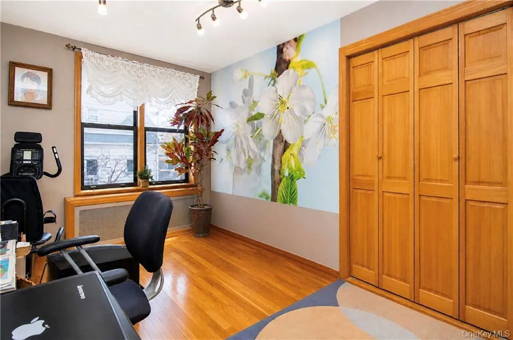 2800 Coyle Street, New York, NY, 3 Bedrooms Bedrooms, 4 Rooms Rooms,1 BathroomBathrooms,Residential,For Rent,Coyle,0,994185 2800 Coyle Street, New York, NY, 3 Bedrooms Bedrooms, 4 Rooms Rooms,1 BathroomBathrooms,Residential,For Rent,Coyle,0,994185