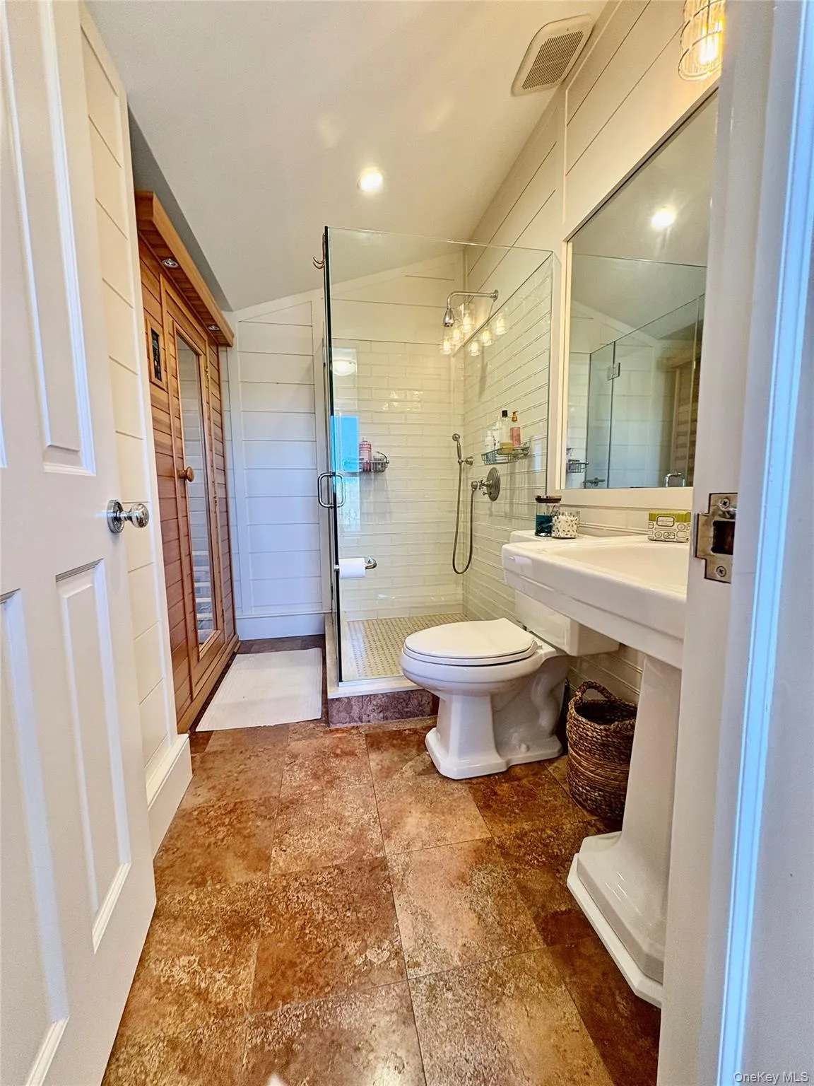 184 Twomey Avenue, Riverhead, NY, 3 Bedrooms Bedrooms, 8 Rooms Rooms,2 BathroomsBathrooms,Residential Lease,For Rent,Twomey,0,994196 184 Twomey Avenue, Riverhead, NY, 3 Bedrooms Bedrooms, 8 Rooms Rooms,2 BathroomsBathrooms,Residential Lease,For Rent,Twomey,0,994196