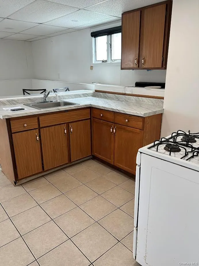 455 Chelsea Avenue, West Babylon, NY, 2 Rooms Rooms,1 BathroomBathrooms,Residential Lease,For Rent,Chelsea,0,994198 455 Chelsea Avenue, West Babylon, NY, 2 Rooms Rooms,1 BathroomBathrooms,Residential Lease,For Rent,Chelsea,0,994198