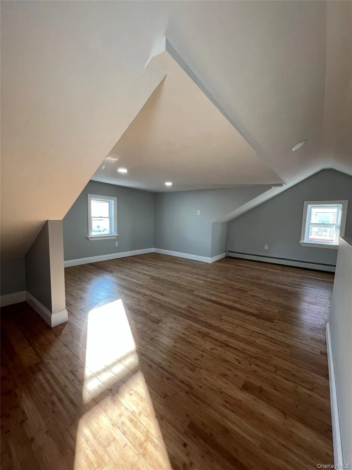 24030 141st Avenue, New York, NY, 3 Bedrooms Bedrooms, 4 Rooms Rooms,1 BathroomBathrooms,Residential Lease,For Rent,141st,0,994206 24030 141st Avenue, New York, NY, 3 Bedrooms Bedrooms, 4 Rooms Rooms,1 BathroomBathrooms,Residential Lease,For Rent,141st,0,994206