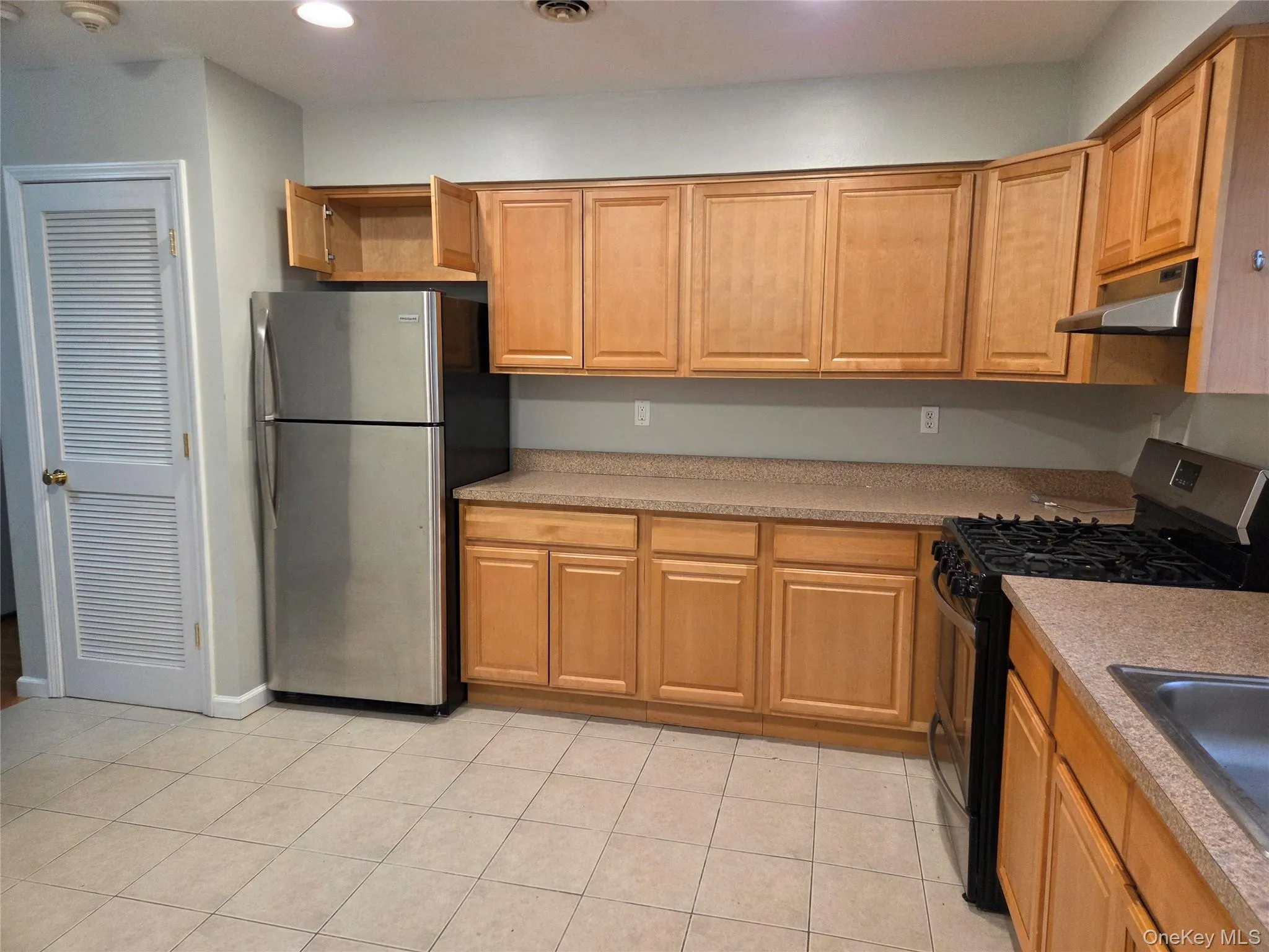16 Pavilion Ridge Way, Ramapo, NY, 1 Bedroom Bedrooms, 4 Rooms Rooms,1 BathroomBathrooms,Residential Lease,For Rent,Pavilion Ridge,0,994211 16 Pavilion Ridge Way, Ramapo, NY, 1 Bedroom Bedrooms, 4 Rooms Rooms,1 BathroomBathrooms,Residential Lease,For Rent,Pavilion Ridge,0,994211