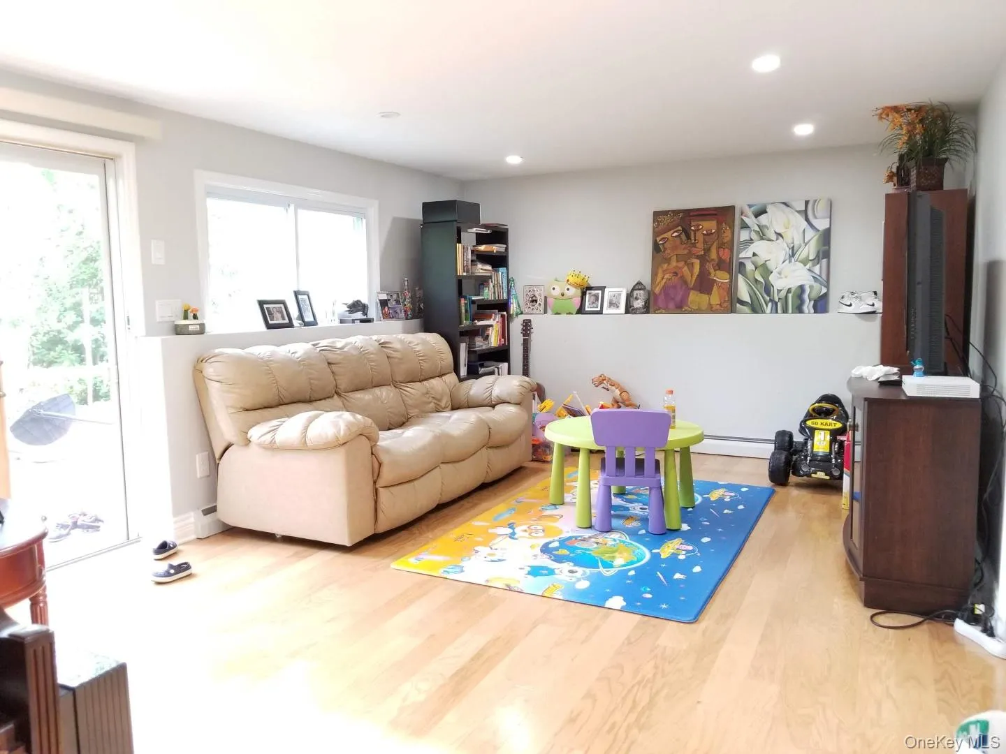 5 Jeffrey Court, Oyster Bay, NY, 4 Bedrooms Bedrooms, 7 Rooms Rooms,2 BathroomsBathrooms,Residential Lease,For Rent,Jeffrey,0,994215 5 Jeffrey Court, Oyster Bay, NY, 4 Bedrooms Bedrooms, 7 Rooms Rooms,2 BathroomsBathrooms,Residential Lease,For Rent,Jeffrey,0,994215