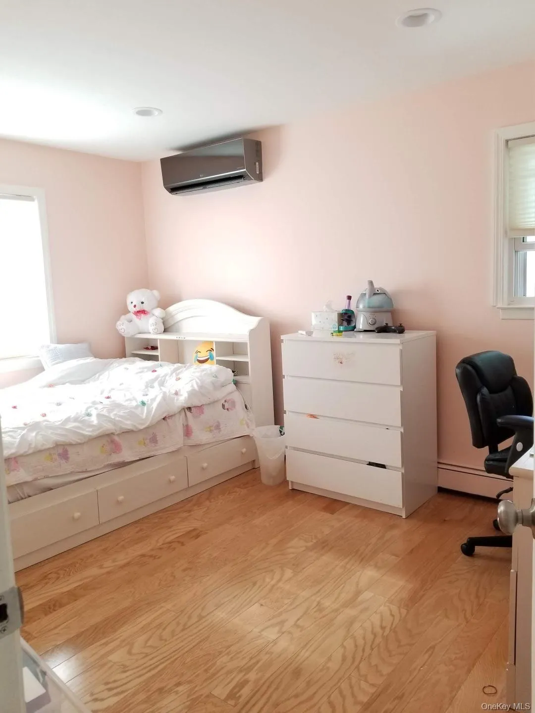 5 Jeffrey Court, Oyster Bay, NY, 4 Bedrooms Bedrooms, 7 Rooms Rooms,2 BathroomsBathrooms,Residential Lease,For Rent,Jeffrey,0,994215 5 Jeffrey Court, Oyster Bay, NY, 4 Bedrooms Bedrooms, 7 Rooms Rooms,2 BathroomsBathrooms,Residential Lease,For Rent,Jeffrey,0,994215