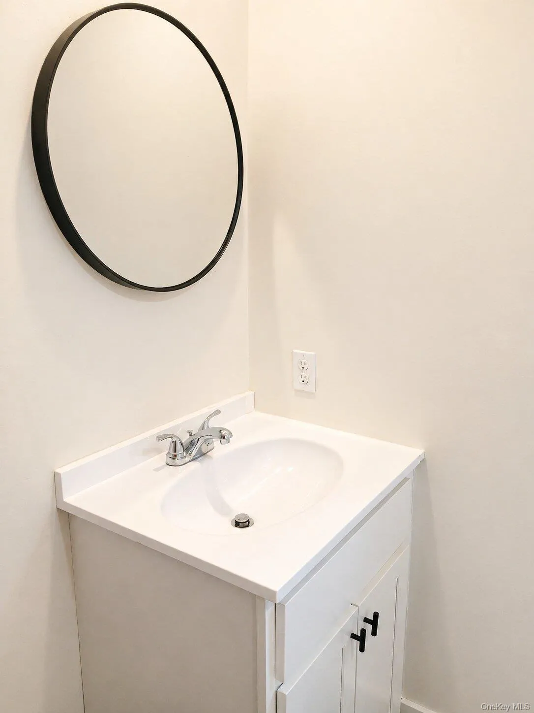 50 Parker Avenue, Poughkeepsie, NY, 3 Bedrooms Bedrooms, 5 Rooms Rooms,1 BathroomBathrooms,Residential Lease,For Rent,Parker,0,994221 50 Parker Avenue, Poughkeepsie, NY, 3 Bedrooms Bedrooms, 5 Rooms Rooms,1 BathroomBathrooms,Residential Lease,For Rent,Parker,0,994221