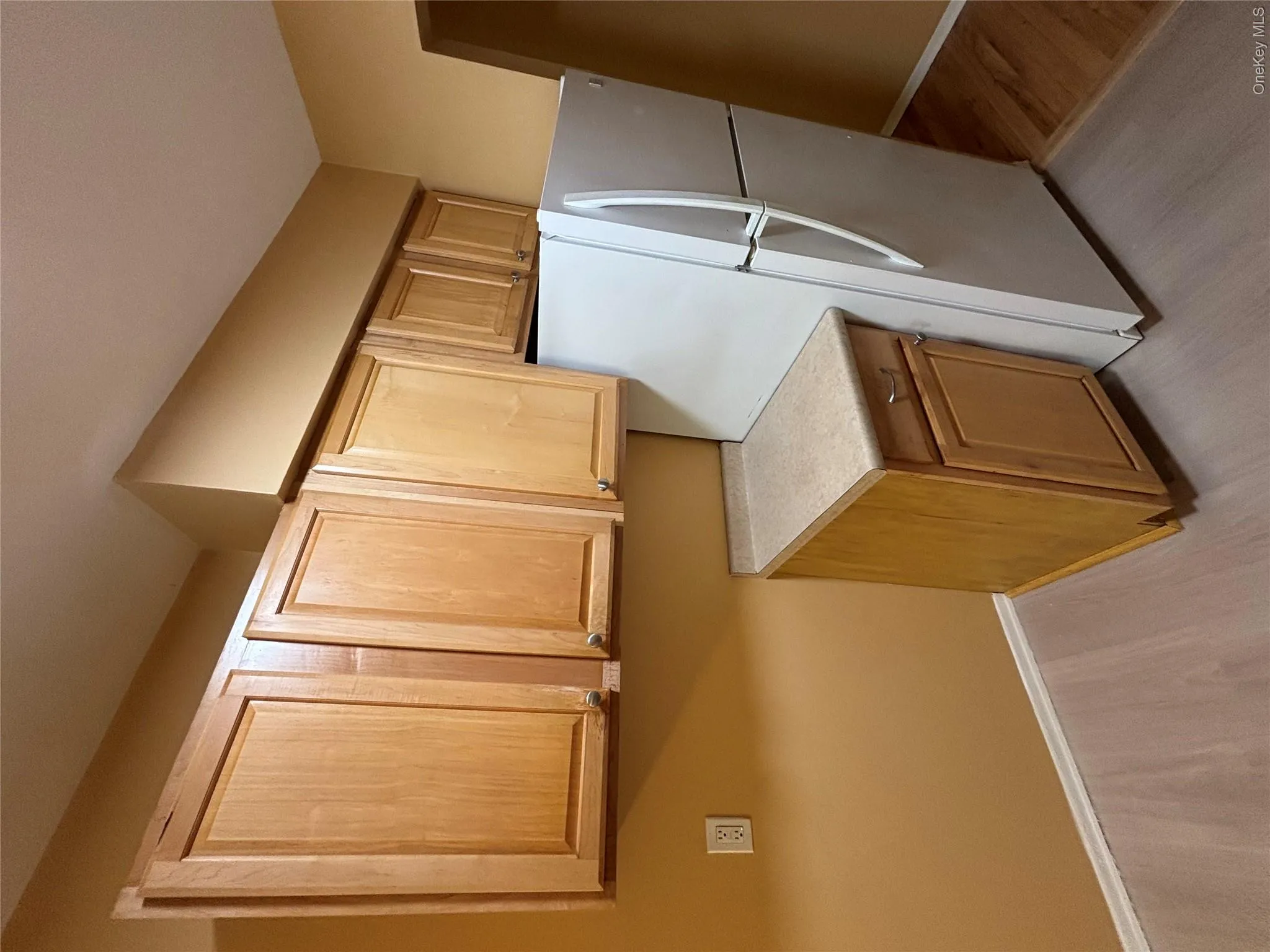 1 Colonial Road, Beacon, NY, 1 Bedroom Bedrooms, 5 Rooms Rooms,1 BathroomBathrooms,Residential Lease,For Rent,Colonial,0,994239 1 Colonial Road, Beacon, NY, 1 Bedroom Bedrooms, 5 Rooms Rooms,1 BathroomBathrooms,Residential Lease,For Rent,Colonial,0,994239