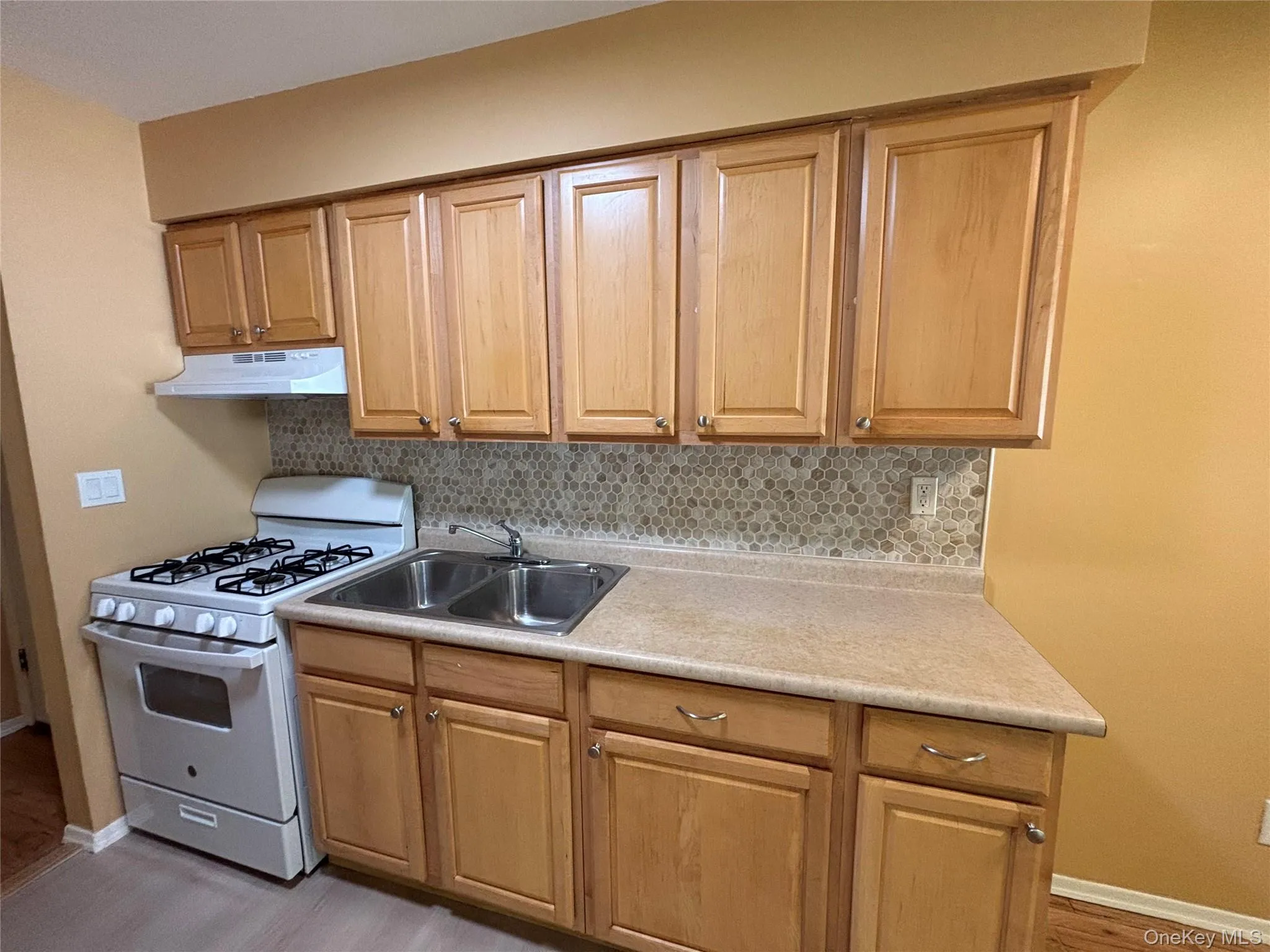 1 Colonial Road, Beacon, NY, 1 Bedroom Bedrooms, 5 Rooms Rooms,1 BathroomBathrooms,Residential Lease,For Rent,Colonial,0,994239 1 Colonial Road, Beacon, NY, 1 Bedroom Bedrooms, 5 Rooms Rooms,1 BathroomBathrooms,Residential Lease,For Rent,Colonial,0,994239