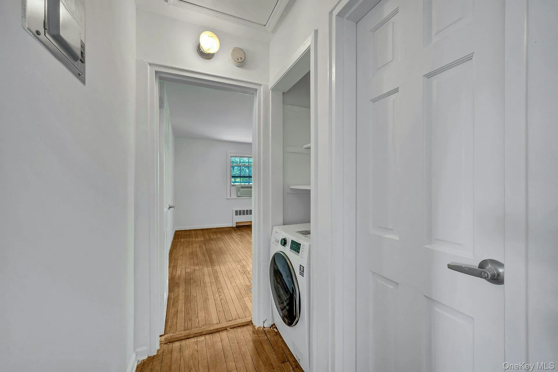 45 Robins Crescent, New Rochelle, NY, 1 Bedroom Bedrooms, 3 Rooms Rooms,1 BathroomBathrooms,Residential,For Rent,Robins,0,994248 45 Robins Crescent, New Rochelle, NY, 1 Bedroom Bedrooms, 3 Rooms Rooms,1 BathroomBathrooms,Residential,For Rent,Robins,0,994248