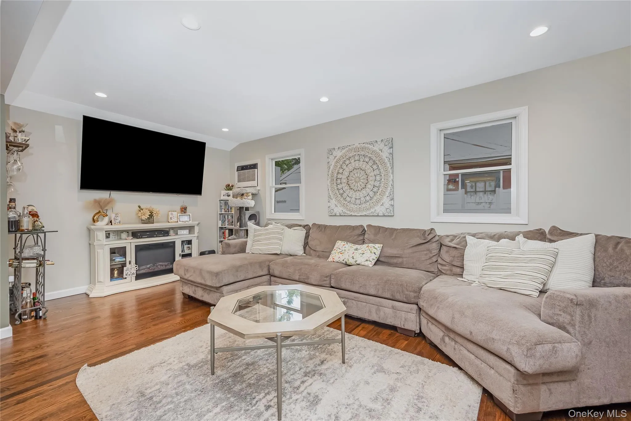 787 Frankford Road, West Babylon, NY, 3 Bedrooms Bedrooms, 5 Rooms Rooms,1 BathroomBathrooms,Residential,For Rent,Frankford,0,994264 787 Frankford Road, West Babylon, NY, 3 Bedrooms Bedrooms, 5 Rooms Rooms,1 BathroomBathrooms,Residential,For Rent,Frankford,0,994264
