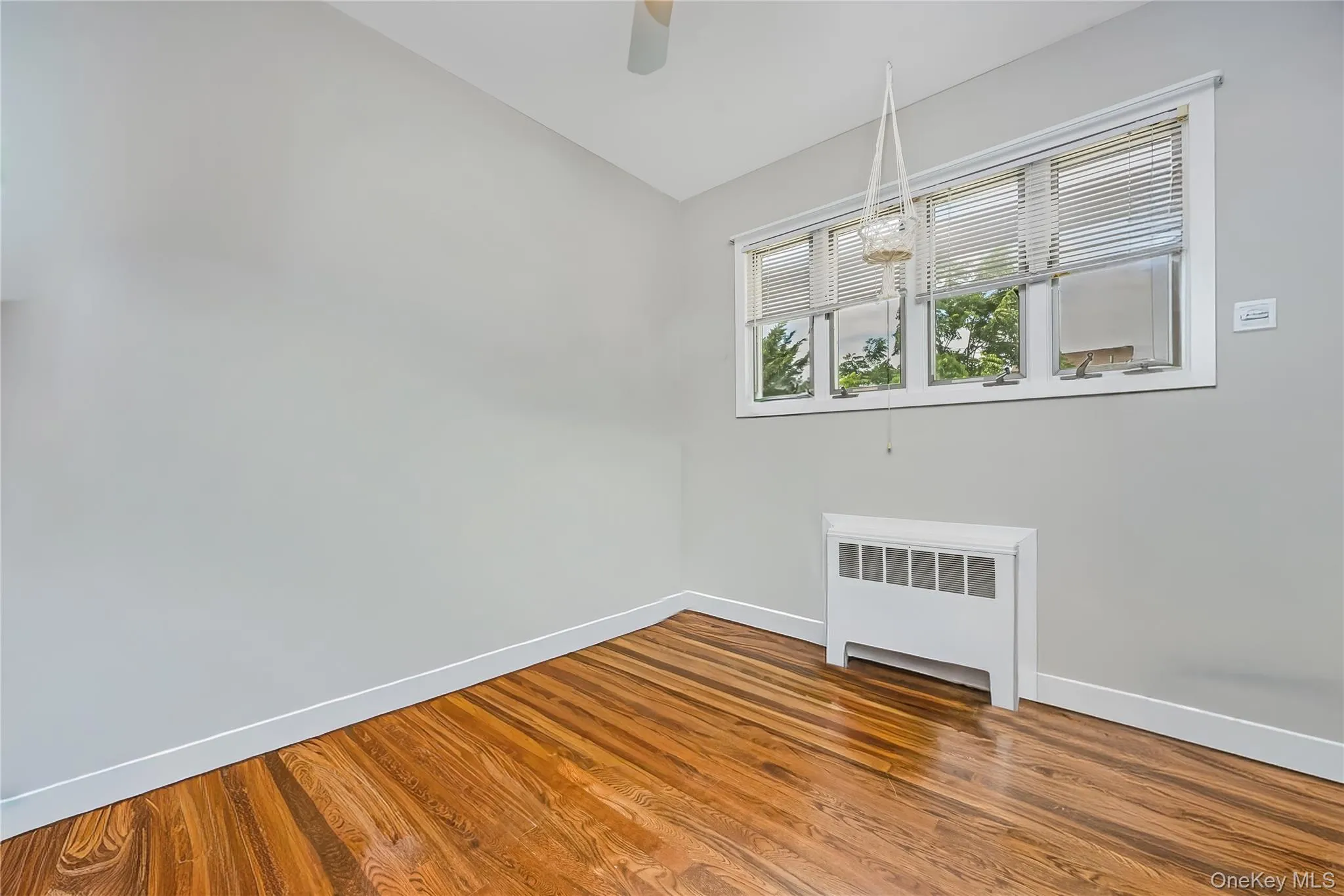 787 Frankford Road, West Babylon, NY, 3 Bedrooms Bedrooms, 5 Rooms Rooms,1 BathroomBathrooms,Residential,For Rent,Frankford,0,994264 787 Frankford Road, West Babylon, NY, 3 Bedrooms Bedrooms, 5 Rooms Rooms,1 BathroomBathrooms,Residential,For Rent,Frankford,0,994264