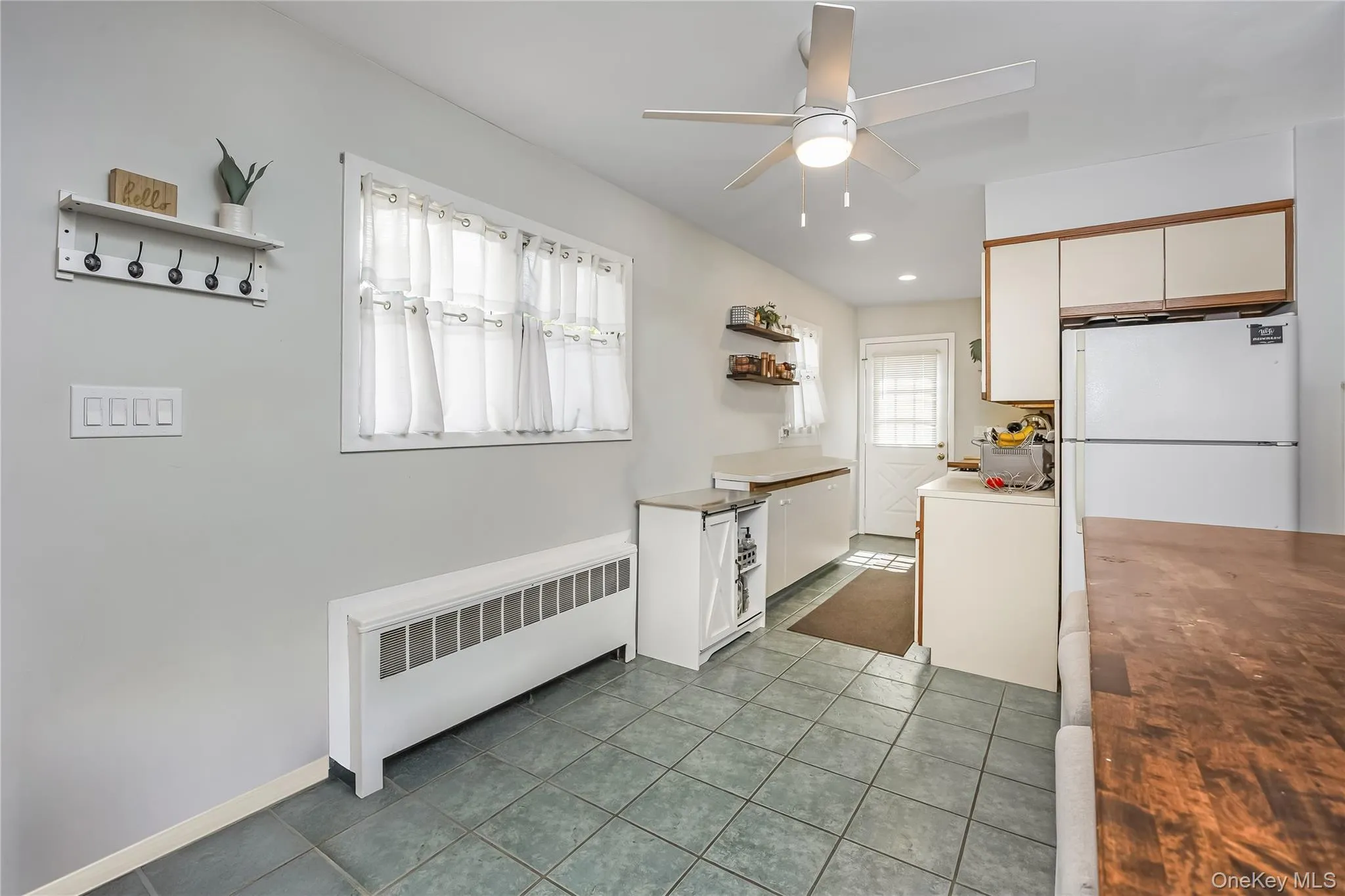 787 Frankford Road, West Babylon, NY, 3 Bedrooms Bedrooms, 5 Rooms Rooms,1 BathroomBathrooms,Residential,For Rent,Frankford,0,994264 787 Frankford Road, West Babylon, NY, 3 Bedrooms Bedrooms, 5 Rooms Rooms,1 BathroomBathrooms,Residential,For Rent,Frankford,0,994264