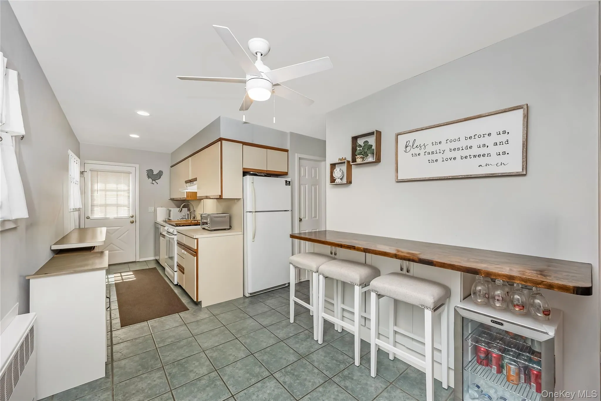 787 Frankford Road, West Babylon, NY, 3 Bedrooms Bedrooms, 5 Rooms Rooms,1 BathroomBathrooms,Residential,For Rent,Frankford,0,994264 787 Frankford Road, West Babylon, NY, 3 Bedrooms Bedrooms, 5 Rooms Rooms,1 BathroomBathrooms,Residential,For Rent,Frankford,0,994264