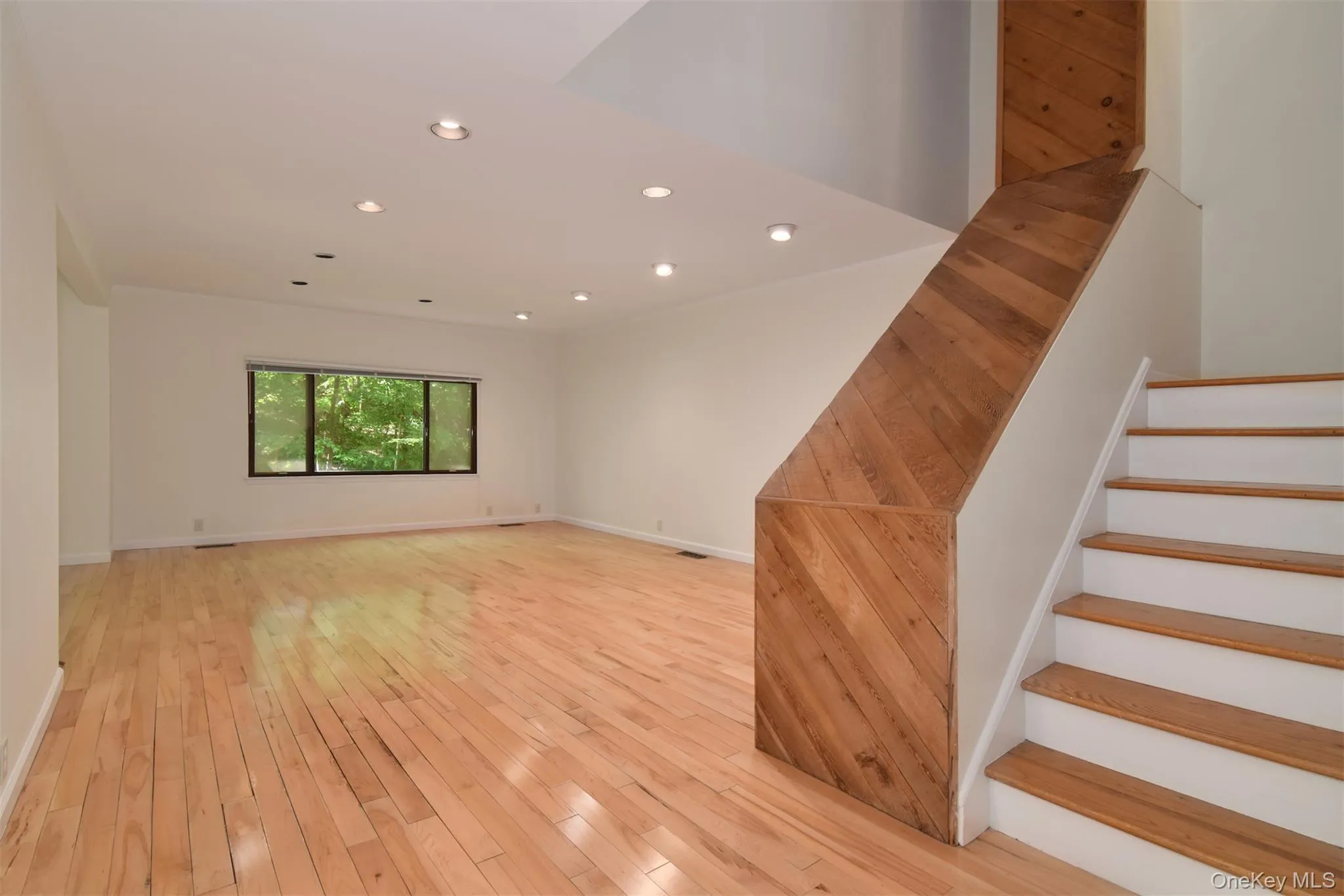 400 Birch Lane, Greenburgh, NY, 2 Bedrooms Bedrooms, 9 Rooms Rooms,2 BathroomsBathrooms,Residential,For Rent,Birch,0,KEY994274 400 Birch Lane, Greenburgh, NY, 2 Bedrooms Bedrooms, 9 Rooms Rooms,2 BathroomsBathrooms,Residential,For Rent,Birch,0,KEY994274