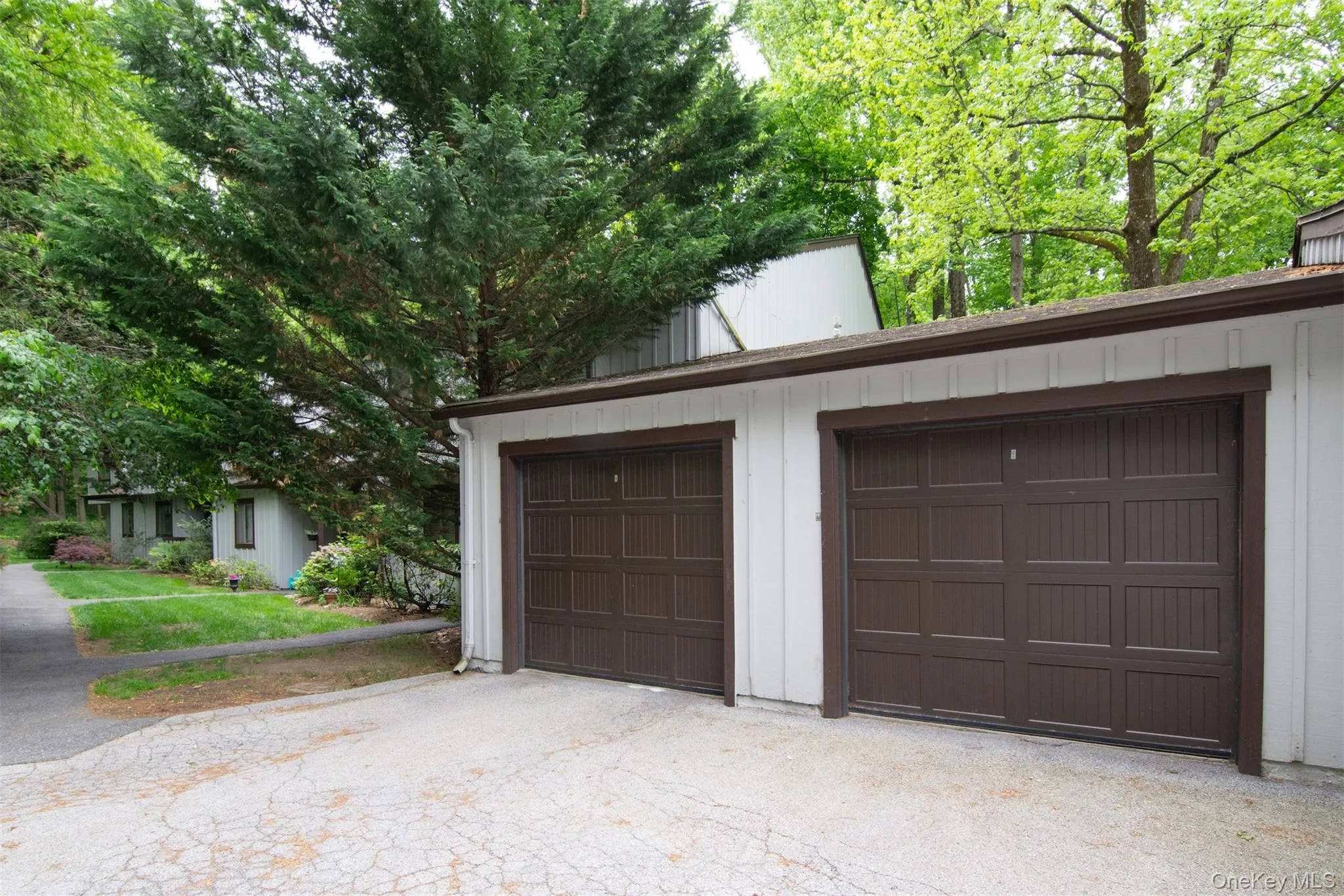 400 Birch Lane, Greenburgh, NY, 2 Bedrooms Bedrooms, 9 Rooms Rooms,2 BathroomsBathrooms,Residential,For Rent,Birch,0,KEY994274 400 Birch Lane, Greenburgh, NY, 2 Bedrooms Bedrooms, 9 Rooms Rooms,2 BathroomsBathrooms,Residential,For Rent,Birch,0,KEY994274