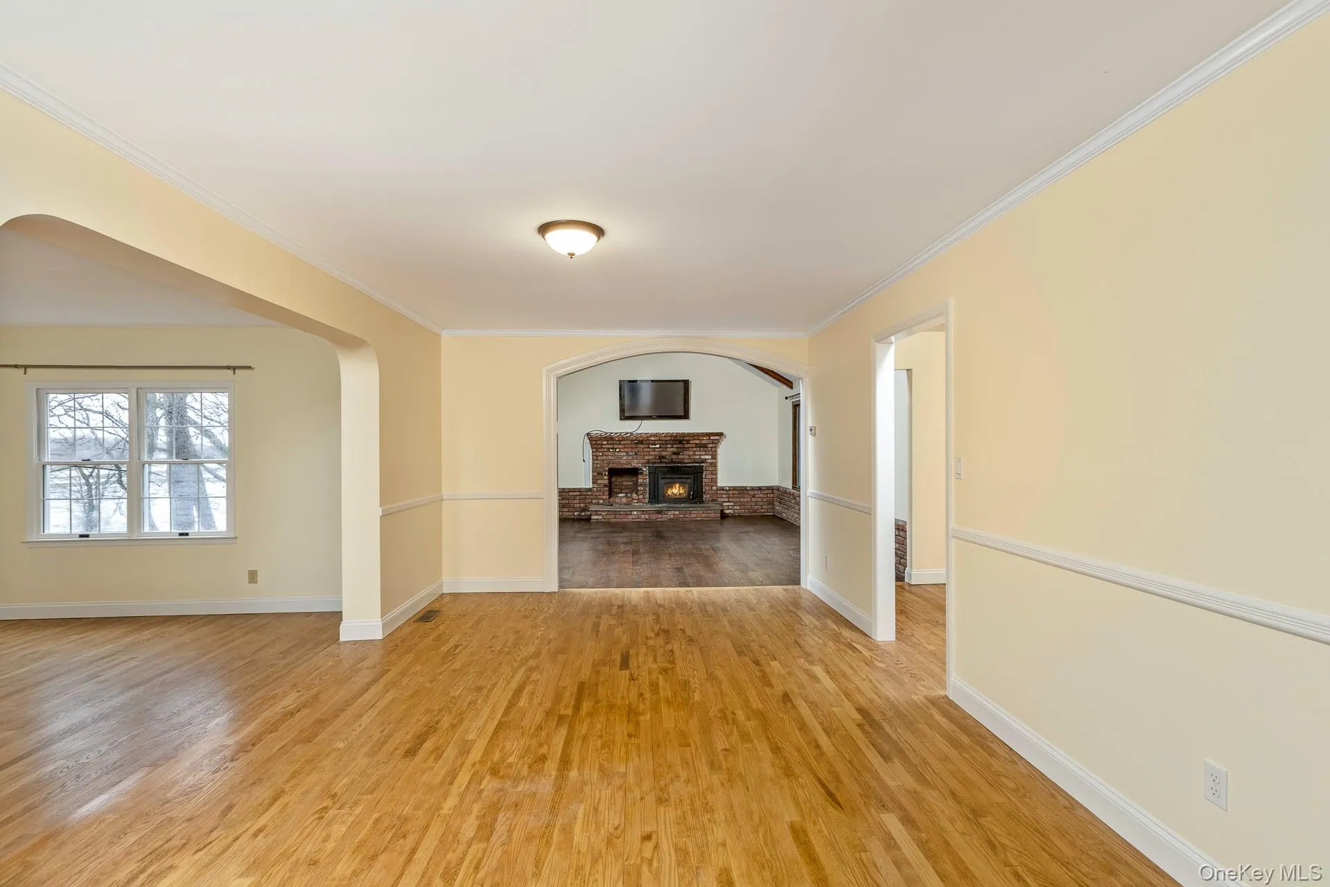 Open to Living Room and Den Open to Living Room and Den