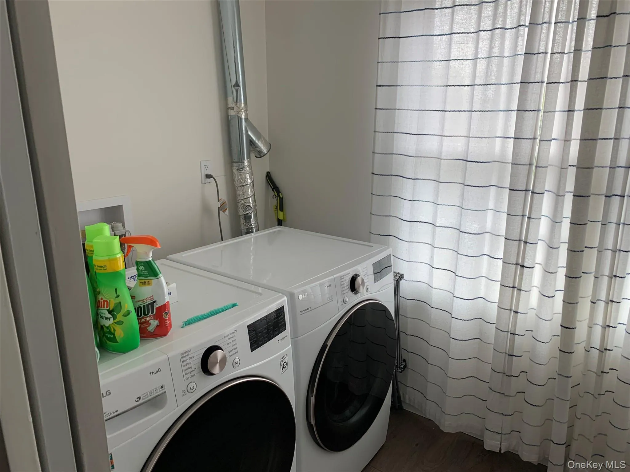 25 Baylawn Avenue, Babylon, NY, 3 Bedrooms Bedrooms, 7 Rooms Rooms,2 BathroomsBathrooms,Residential Lease,For Rent,Baylawn,0,994290 25 Baylawn Avenue, Babylon, NY, 3 Bedrooms Bedrooms, 7 Rooms Rooms,2 BathroomsBathrooms,Residential Lease,For Rent,Baylawn,0,994290