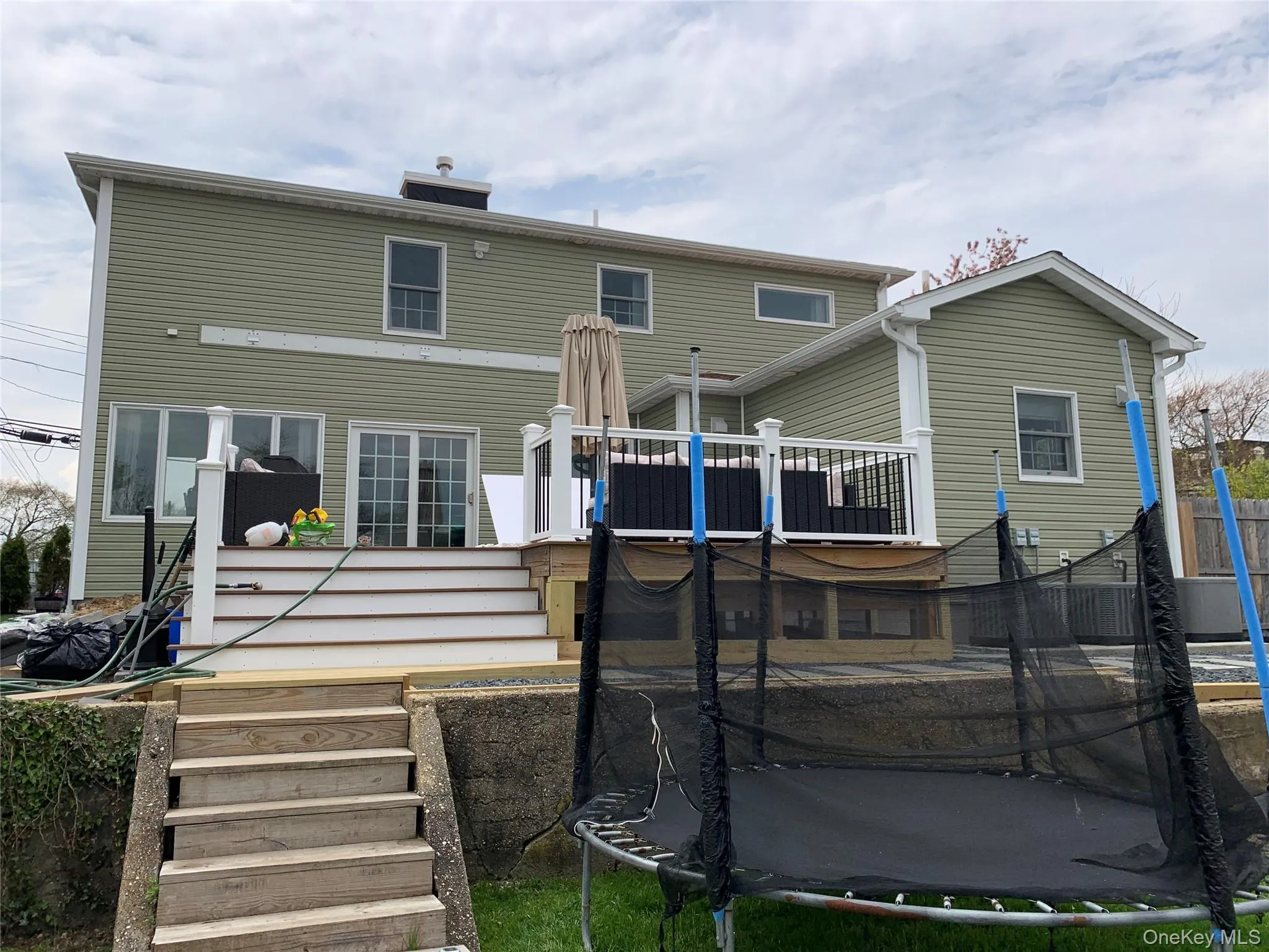 25 Baylawn Avenue, Babylon, NY, 3 Bedrooms Bedrooms, 7 Rooms Rooms,2 BathroomsBathrooms,Residential Lease,For Rent,Baylawn,0,994290 25 Baylawn Avenue, Babylon, NY, 3 Bedrooms Bedrooms, 7 Rooms Rooms,2 BathroomsBathrooms,Residential Lease,For Rent,Baylawn,0,994290
