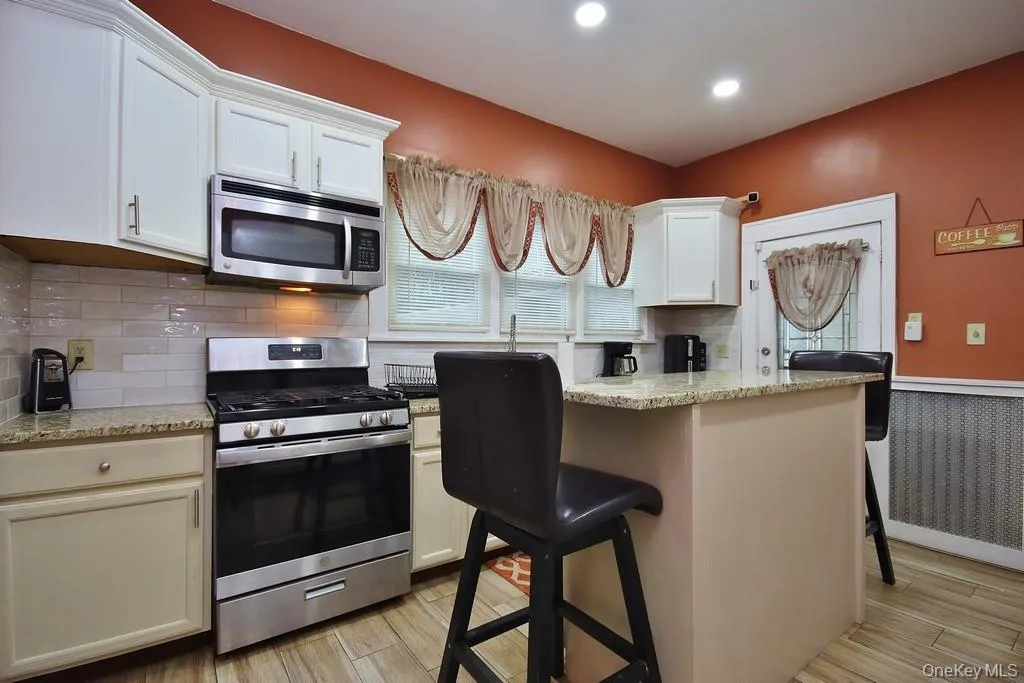 278 Main Street, Liberty, NY, 4 Bedrooms Bedrooms, 9 Rooms Rooms,3 BathroomsBathrooms,Residential,For Rent,Main,0,994314 278 Main Street, Liberty, NY, 4 Bedrooms Bedrooms, 9 Rooms Rooms,3 BathroomsBathrooms,Residential,For Rent,Main,0,994314