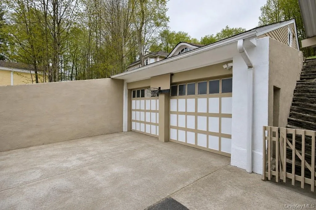 278 Main Street, Liberty, NY, 4 Bedrooms Bedrooms, 9 Rooms Rooms,3 BathroomsBathrooms,Residential,For Rent,Main,0,994314 278 Main Street, Liberty, NY, 4 Bedrooms Bedrooms, 9 Rooms Rooms,3 BathroomsBathrooms,Residential,For Rent,Main,0,994314