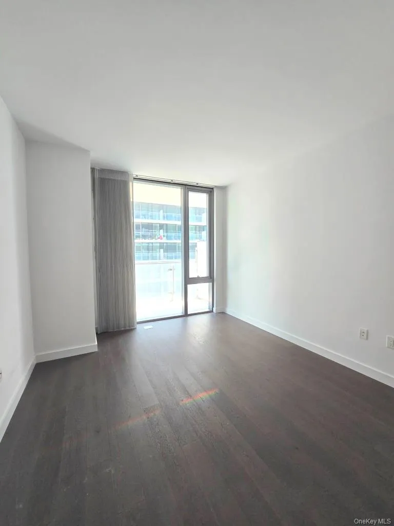 131-05 40th Road, New York, NY, 1 Bedroom Bedrooms, 3 Rooms Rooms,1 BathroomBathrooms,Residential Lease,For Rent,40th,0,994322 131-05 40th Road, New York, NY, 1 Bedroom Bedrooms, 3 Rooms Rooms,1 BathroomBathrooms,Residential Lease,For Rent,40th,0,994322