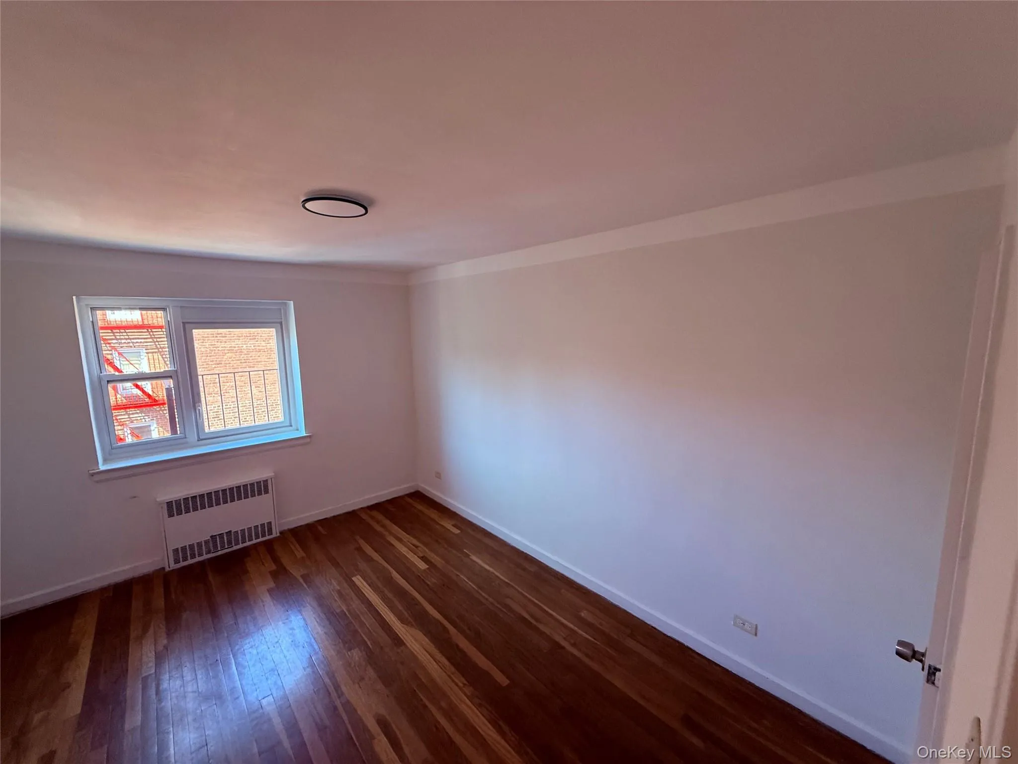 Large Bedroom Large Bedroom