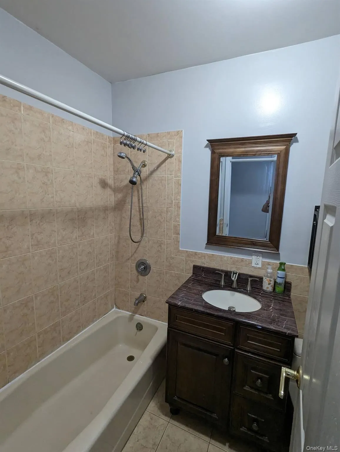 18 Sherman Avenue, Yonkers, NY, 3 Bedrooms Bedrooms, 4 Rooms Rooms,1 BathroomBathrooms,Residential Lease,For Rent,Sherman,0,994326 18 Sherman Avenue, Yonkers, NY, 3 Bedrooms Bedrooms, 4 Rooms Rooms,1 BathroomBathrooms,Residential Lease,For Rent,Sherman,0,994326