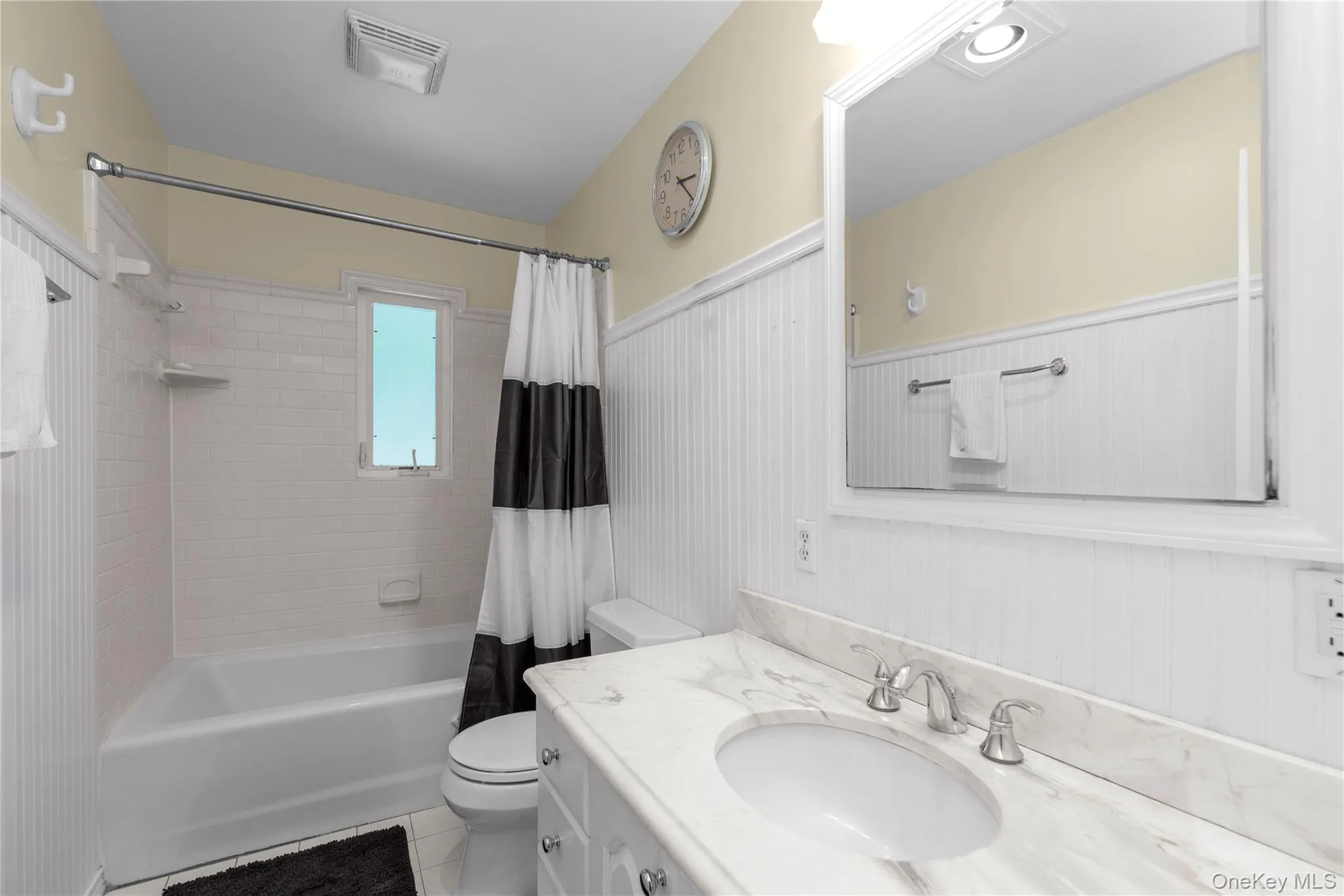 11 North Road, Oyster Bay, NY, 5 Bedrooms Bedrooms, 8 Rooms Rooms,4 BathroomsBathrooms,Residential Lease,For Rent,North,0,994330 11 North Road, Oyster Bay, NY, 5 Bedrooms Bedrooms, 8 Rooms Rooms,4 BathroomsBathrooms,Residential Lease,For Rent,North,0,994330