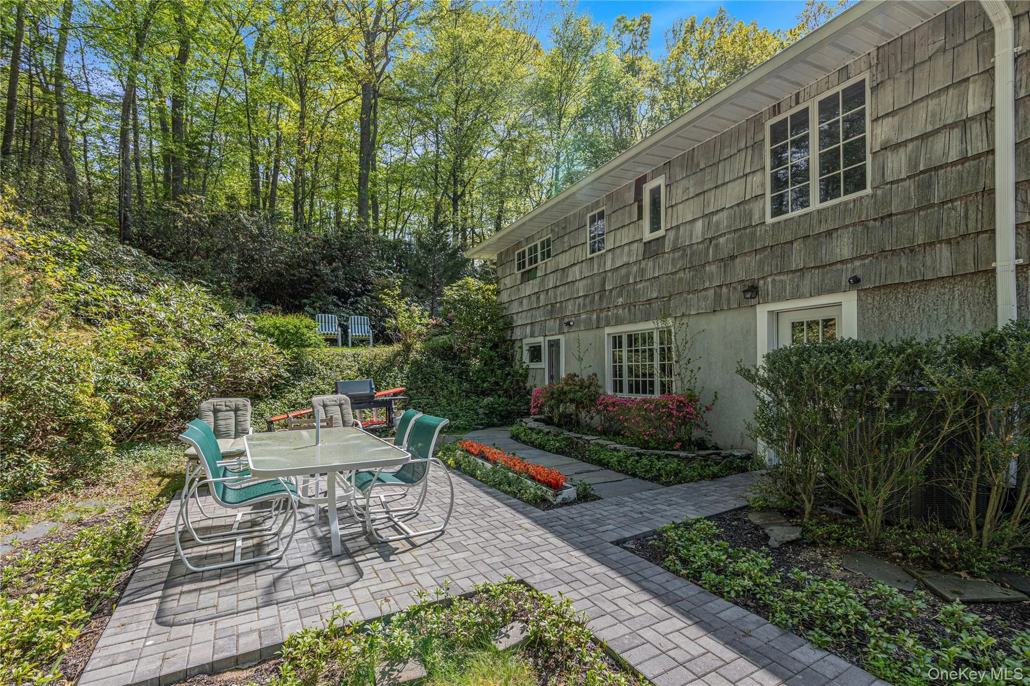 11 North Road, Oyster Bay, NY, 5 Bedrooms Bedrooms, 8 Rooms Rooms,4 BathroomsBathrooms,Residential Lease,For Rent,North,0,994330 11 North Road, Oyster Bay, NY, 5 Bedrooms Bedrooms, 8 Rooms Rooms,4 BathroomsBathrooms,Residential Lease,For Rent,North,0,994330