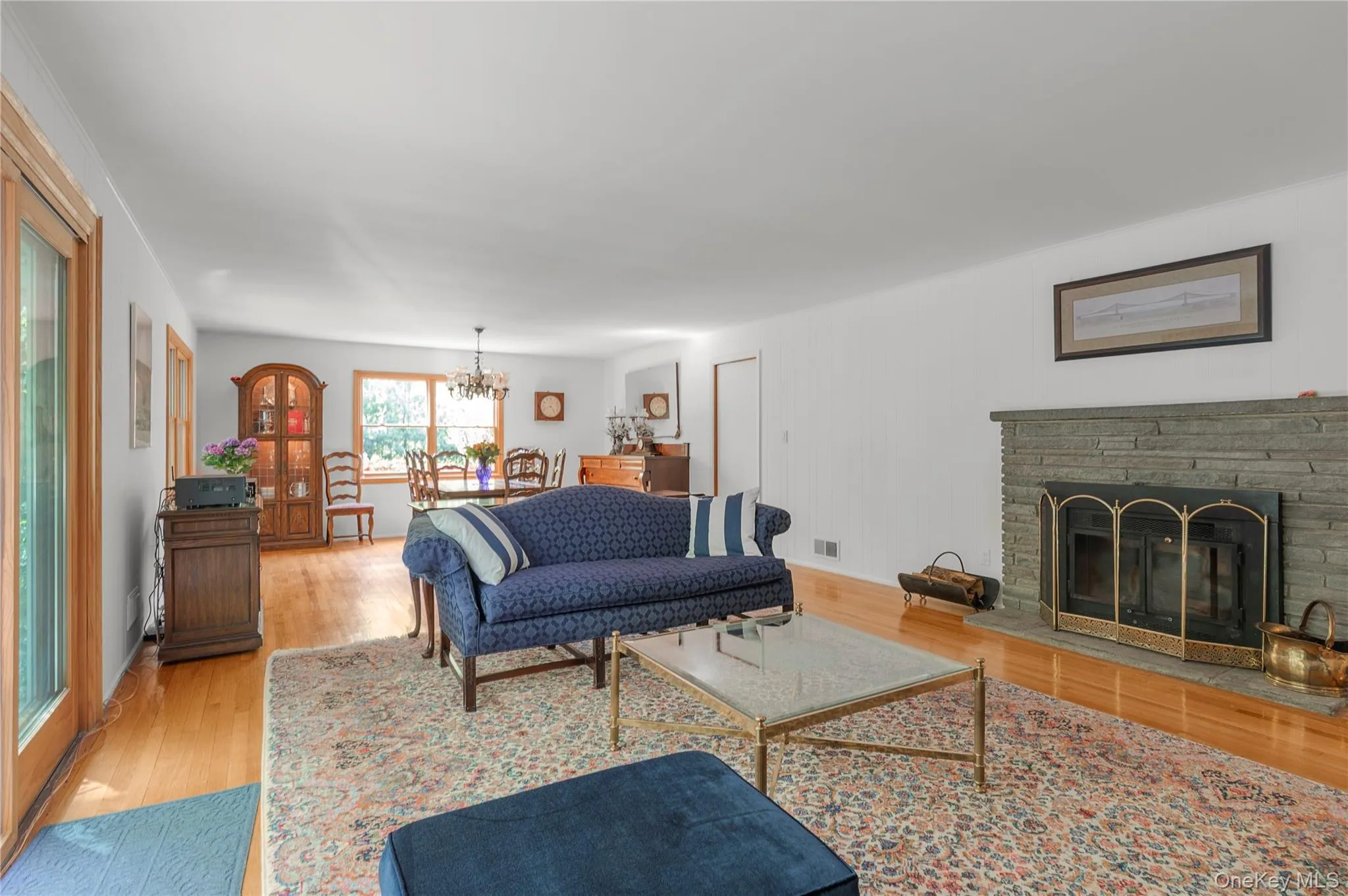 11 North Road, Oyster Bay, NY, 5 Bedrooms Bedrooms, 8 Rooms Rooms,4 BathroomsBathrooms,Residential Lease,For Rent,North,0,994330 11 North Road, Oyster Bay, NY, 5 Bedrooms Bedrooms, 8 Rooms Rooms,4 BathroomsBathrooms,Residential Lease,For Rent,North,0,994330
