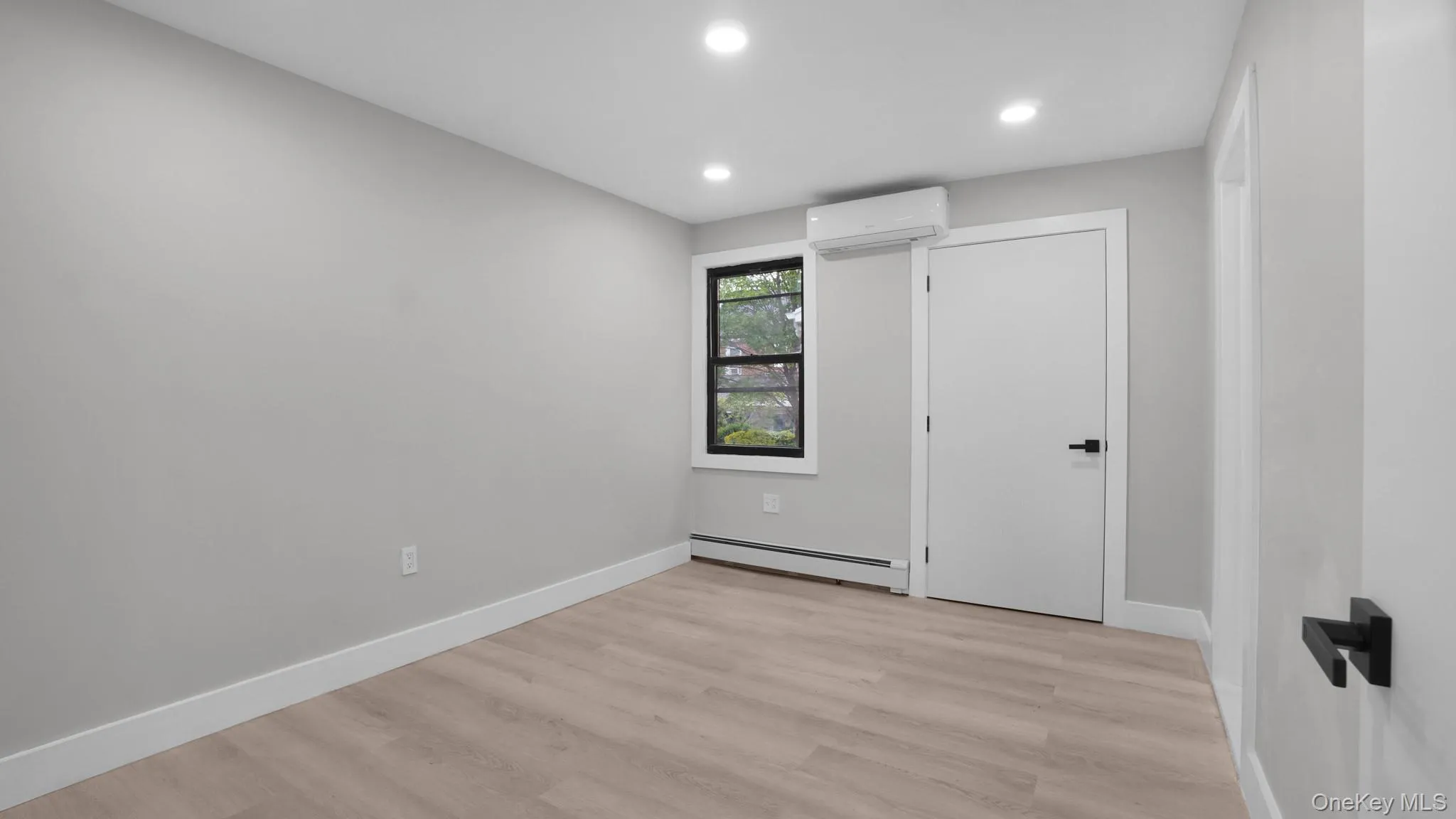11516 199th Street, New York, NY, 3 Bedrooms Bedrooms, 5 Rooms Rooms,2 BathroomsBathrooms,Residential Lease,For Rent,199th,0,994334 11516 199th Street, New York, NY, 3 Bedrooms Bedrooms, 5 Rooms Rooms,2 BathroomsBathrooms,Residential Lease,For Rent,199th,0,994334