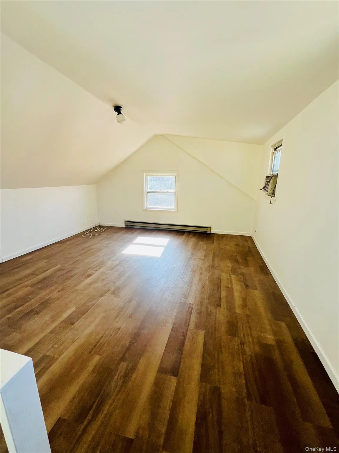 111 3rd Street, North Hempstead, NY, 2 Bedrooms Bedrooms, 5 Rooms Rooms,1 BathroomBathrooms,Residential Lease,For Rent,3rd,0,994345 111 3rd Street, North Hempstead, NY, 2 Bedrooms Bedrooms, 5 Rooms Rooms,1 BathroomBathrooms,Residential Lease,For Rent,3rd,0,994345