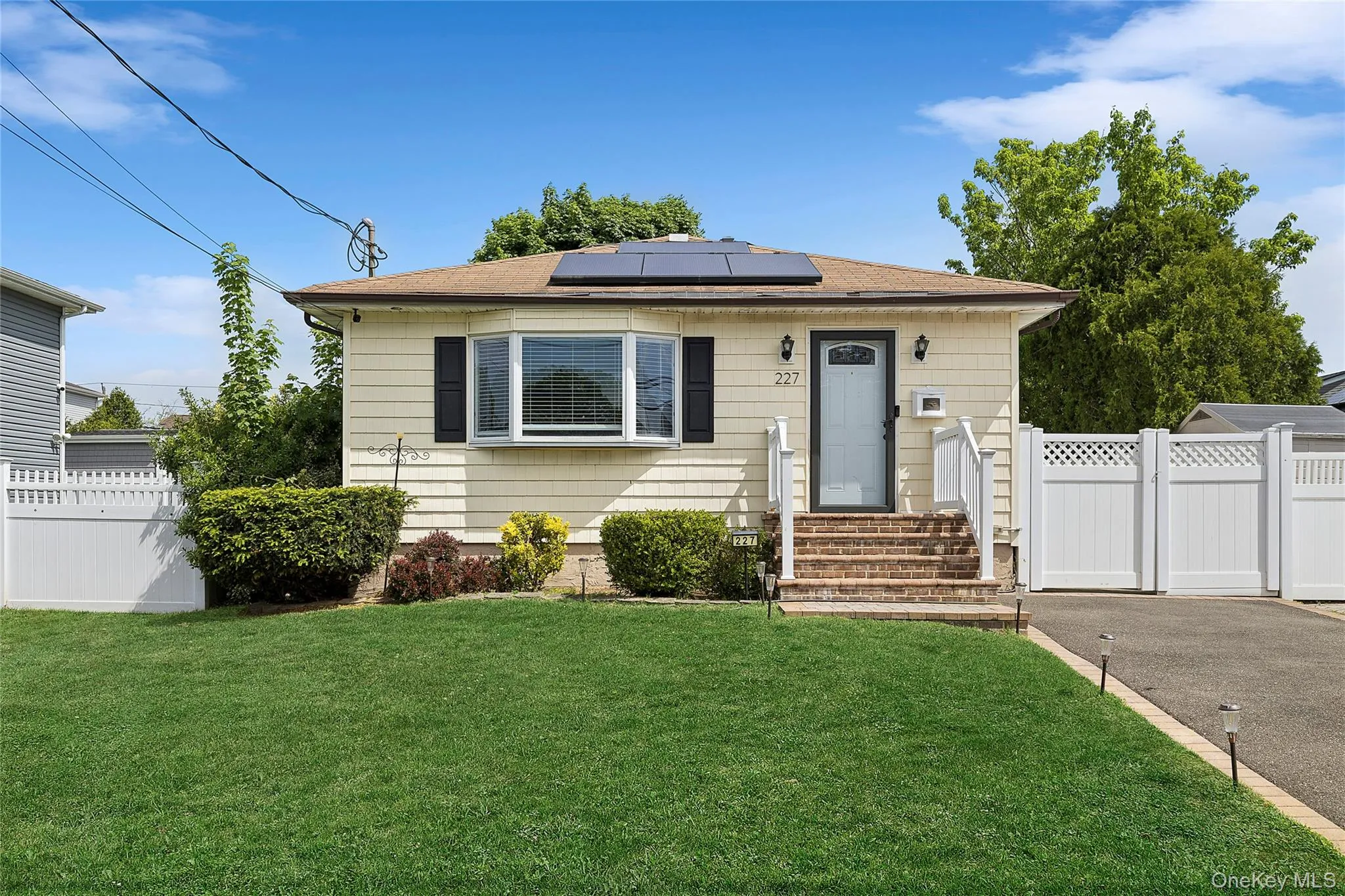 227 Chelsea Avenue, West Babylon, NY, 3 Bedrooms Bedrooms, 6 Rooms Rooms,2 BathroomsBathrooms,Residential,For Rent,Chelsea,0,994348 227 Chelsea Avenue, West Babylon, NY, 3 Bedrooms Bedrooms, 6 Rooms Rooms,2 BathroomsBathrooms,Residential,For Rent,Chelsea,0,994348