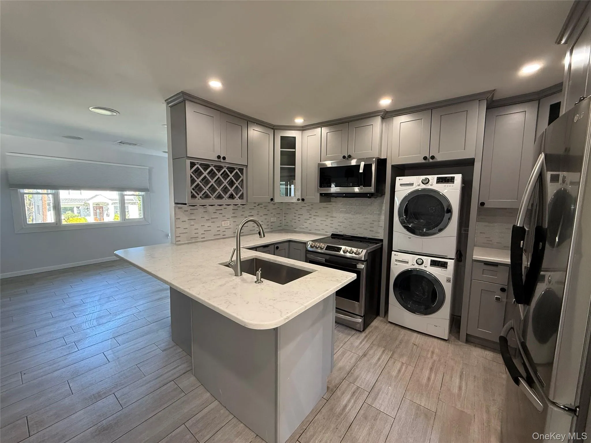 70 Roundhill Drive, Yonkers, NY, 2 Bedrooms Bedrooms, 5 Rooms Rooms,1 BathroomBathrooms,Residential Lease,For Rent,Roundhill,0,994351 70 Roundhill Drive, Yonkers, NY, 2 Bedrooms Bedrooms, 5 Rooms Rooms,1 BathroomBathrooms,Residential Lease,For Rent,Roundhill,0,994351