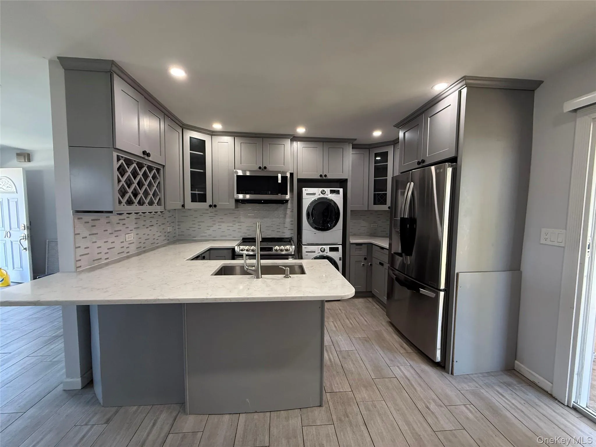 70 Roundhill Drive, Yonkers, NY, 2 Bedrooms Bedrooms, 5 Rooms Rooms,1 BathroomBathrooms,Residential Lease,For Rent,Roundhill,0,994351 70 Roundhill Drive, Yonkers, NY, 2 Bedrooms Bedrooms, 5 Rooms Rooms,1 BathroomBathrooms,Residential Lease,For Rent,Roundhill,0,994351