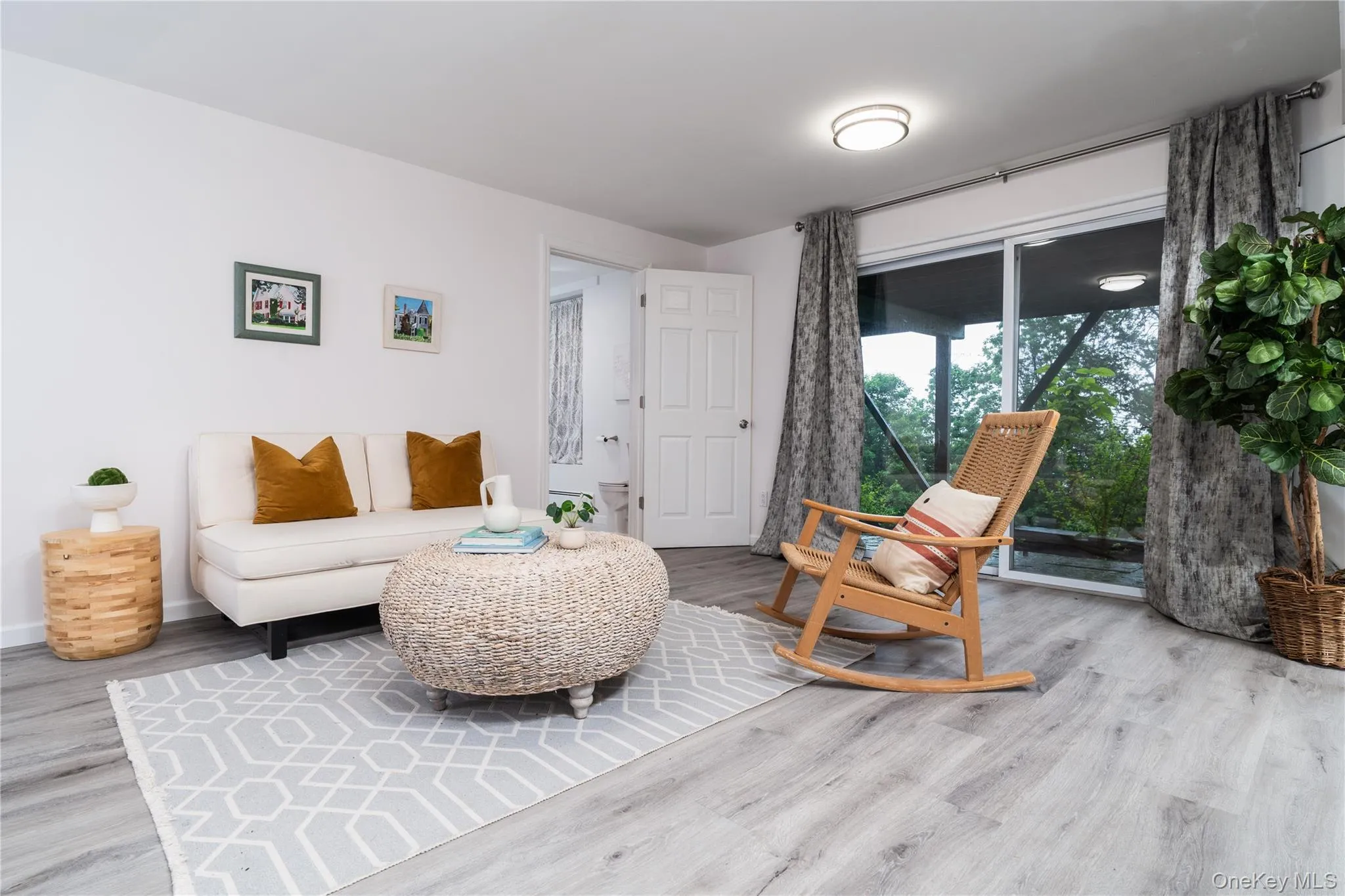 1095 Route 9W, Orangetown, NY, 2 Bedrooms Bedrooms, 5 Rooms Rooms,1 BathroomBathrooms,Residential Lease,For Rent,Route 9W,0,994363 1095 Route 9W, Orangetown, NY, 2 Bedrooms Bedrooms, 5 Rooms Rooms,1 BathroomBathrooms,Residential Lease,For Rent,Route 9W,0,994363