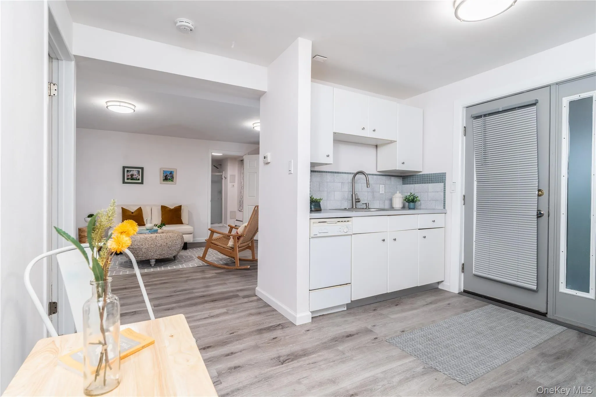 1095 Route 9W, Orangetown, NY, 2 Bedrooms Bedrooms, 5 Rooms Rooms,1 BathroomBathrooms,Residential Lease,For Rent,Route 9W,0,994363 1095 Route 9W, Orangetown, NY, 2 Bedrooms Bedrooms, 5 Rooms Rooms,1 BathroomBathrooms,Residential Lease,For Rent,Route 9W,0,994363