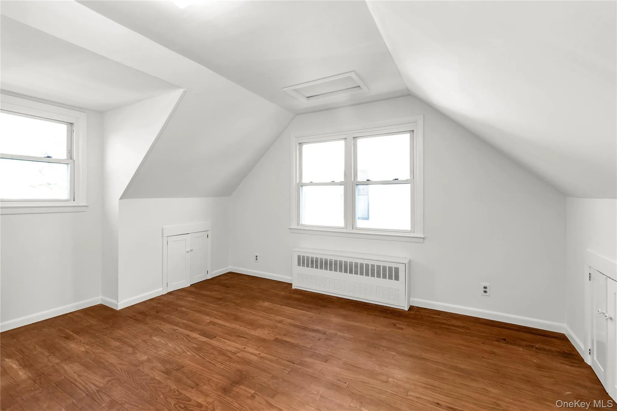 65 Grant Avenue, North Hempstead, NY, 4 Bedrooms Bedrooms, 7 Rooms Rooms,1 BathroomBathrooms,Residential,For Rent,Grant,0,994372 65 Grant Avenue, North Hempstead, NY, 4 Bedrooms Bedrooms, 7 Rooms Rooms,1 BathroomBathrooms,Residential,For Rent,Grant,0,994372