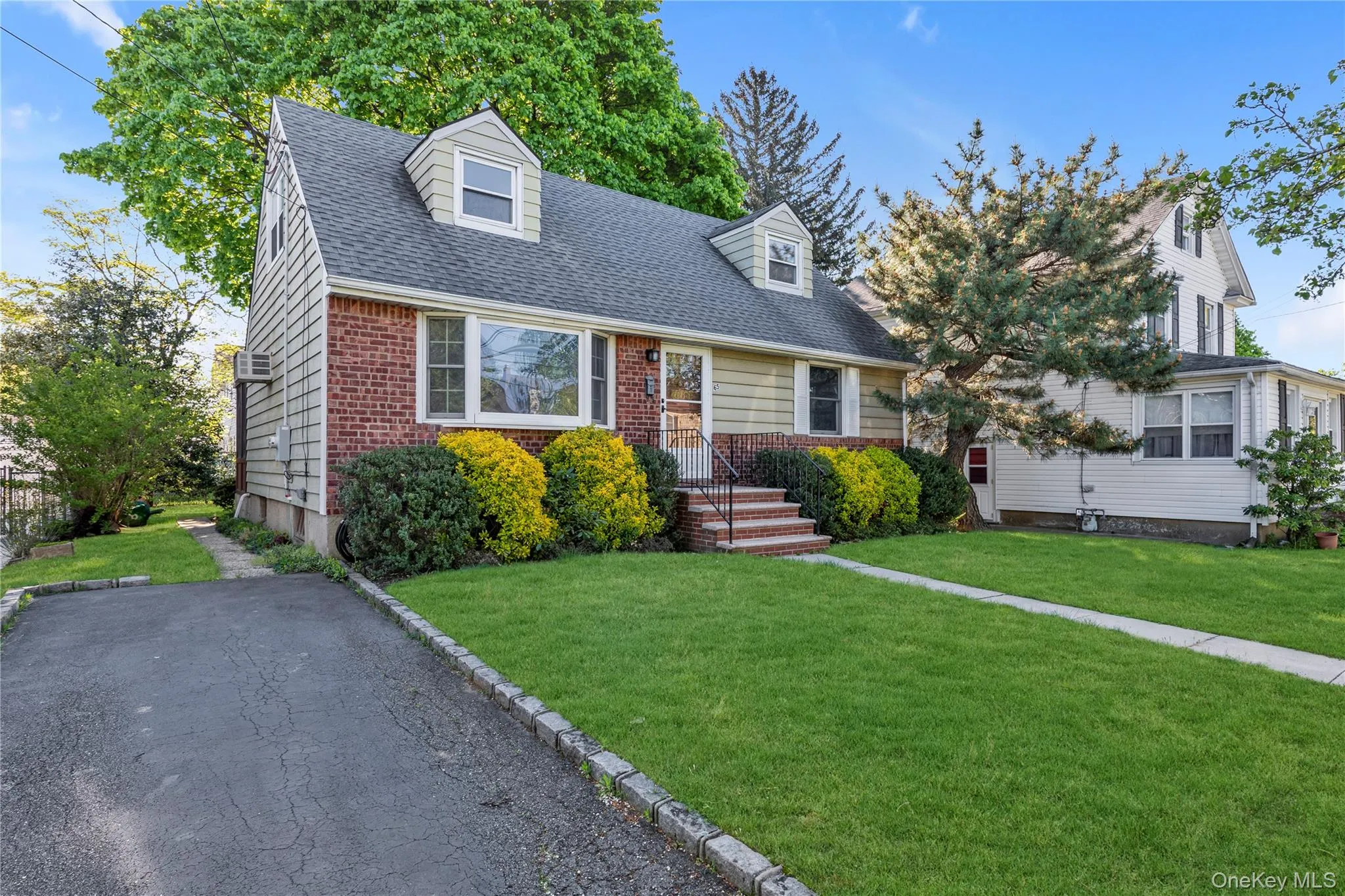 65 Grant Avenue, North Hempstead, NY, 4 Bedrooms Bedrooms, 7 Rooms Rooms,1 BathroomBathrooms,Residential,For Rent,Grant,0,994372 65 Grant Avenue, North Hempstead, NY, 4 Bedrooms Bedrooms, 7 Rooms Rooms,1 BathroomBathrooms,Residential,For Rent,Grant,0,994372