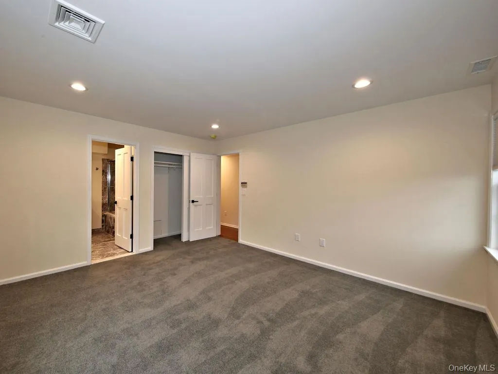 300 Jefferson Avenue, Mamaroneck, NY, 3 Bedrooms Bedrooms, 6 Rooms Rooms,3 BathroomsBathrooms,Residential Lease,For Rent,Jefferson,0,994394 300 Jefferson Avenue, Mamaroneck, NY, 3 Bedrooms Bedrooms, 6 Rooms Rooms,3 BathroomsBathrooms,Residential Lease,For Rent,Jefferson,0,994394